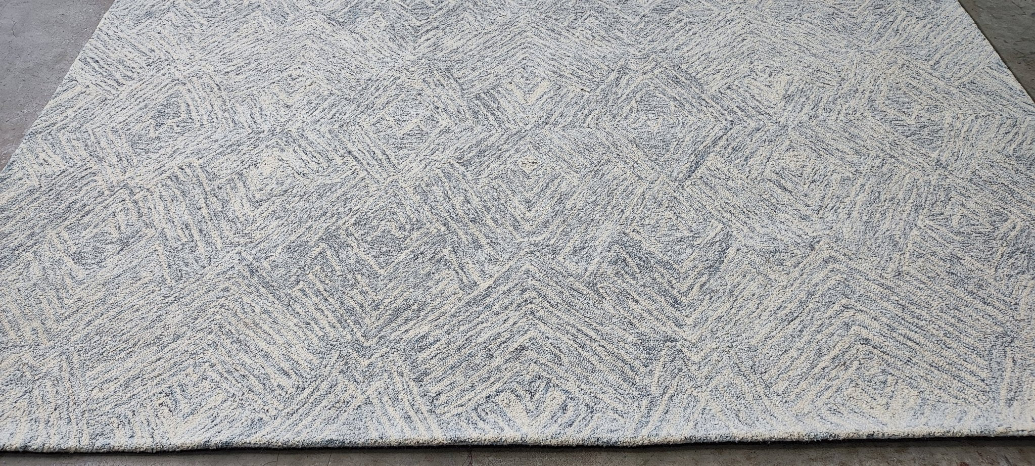 Lawrence Yee the Sequel 8x10 Hand-Tufted Ivory & Aqua Full Loop | Banana Manor Rug Factory Outlet