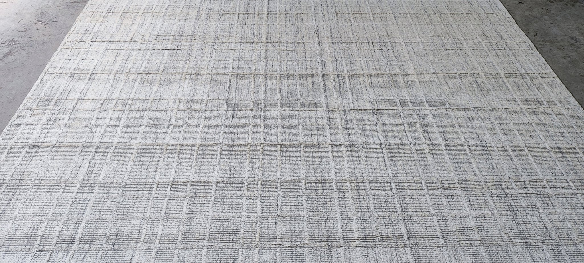 Leo 8.3x11.3 Hand-Knotted Grey & Silver Modern | Banana Manor Rug Factory Outlet