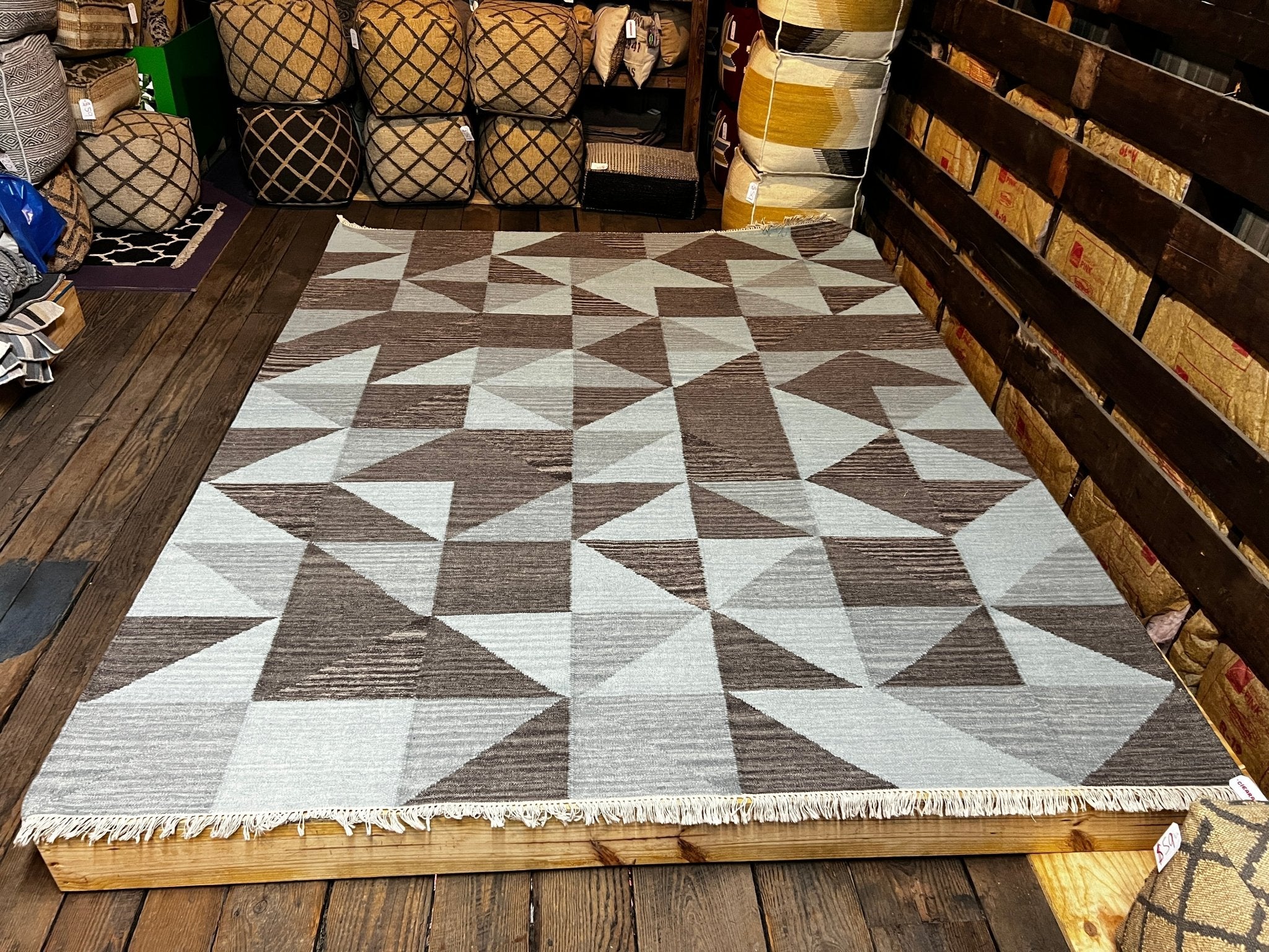 Lester Abstract Modern 8x10.6 Handwoven Durrie Rug | Banana Manor Rug Factory Outlet