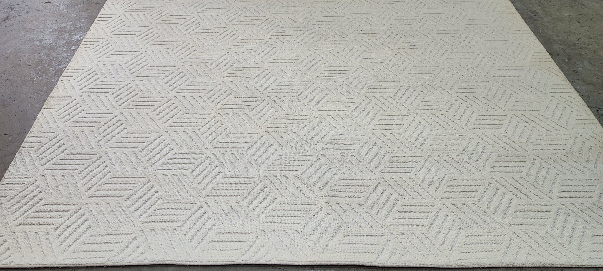 Lexington 8.3x9.9 Hand-Knotted Ivory Cut Pile | Banana Manor Rug Factory Outlet