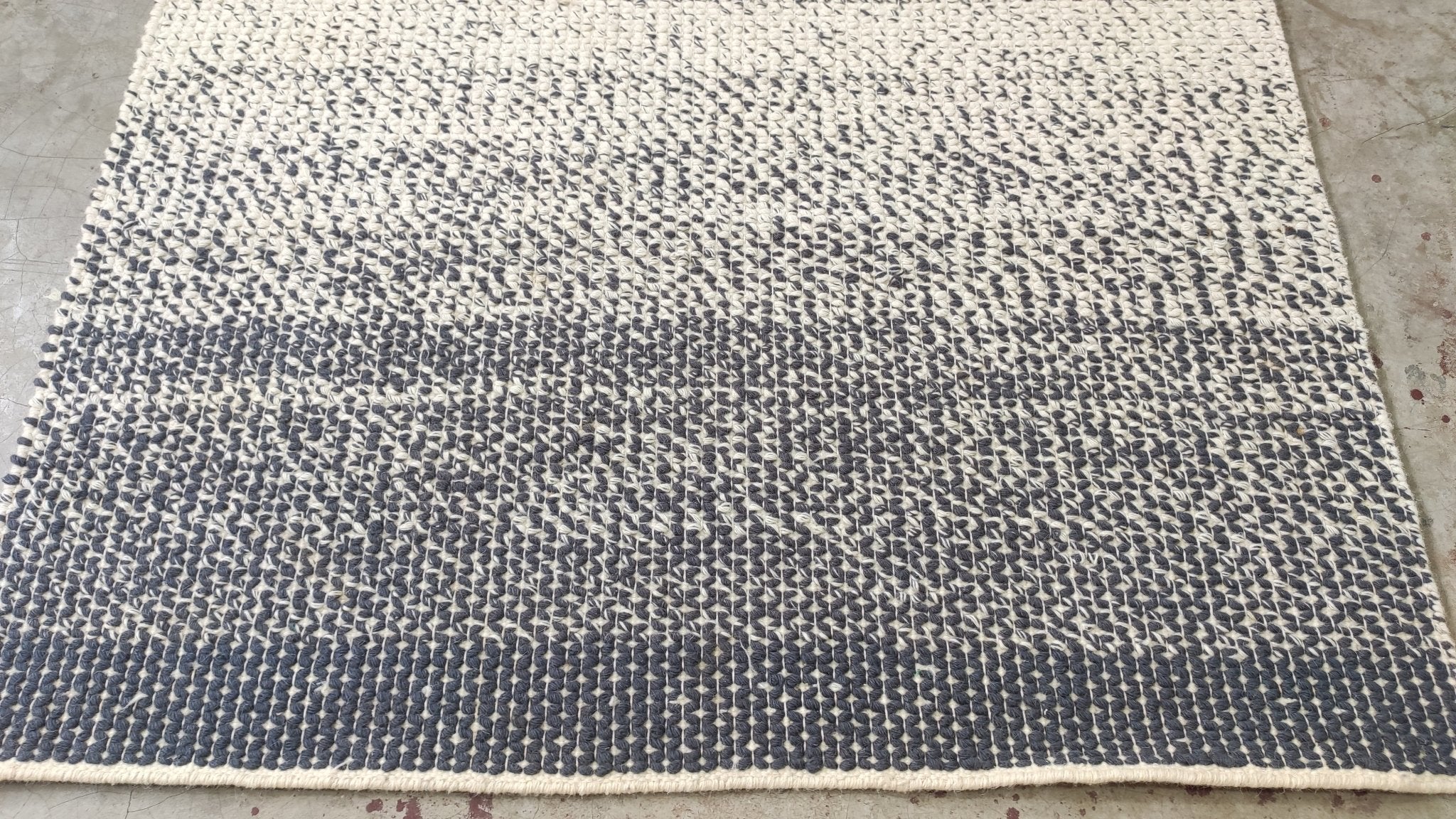 Lil Debil 4x5.6 Grey and Ivory Handwoven Rug | Banana Manor Rug Company