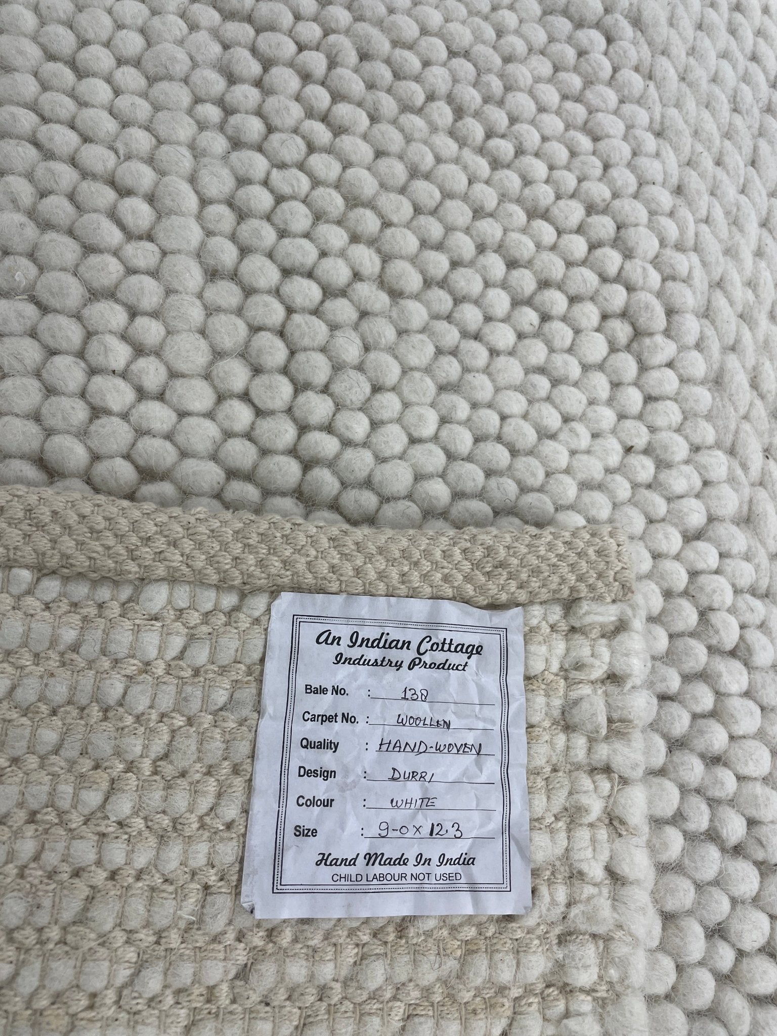 Linus 9x12.3 White Durrie Rug | Banana Manor Rug Factory Outlet