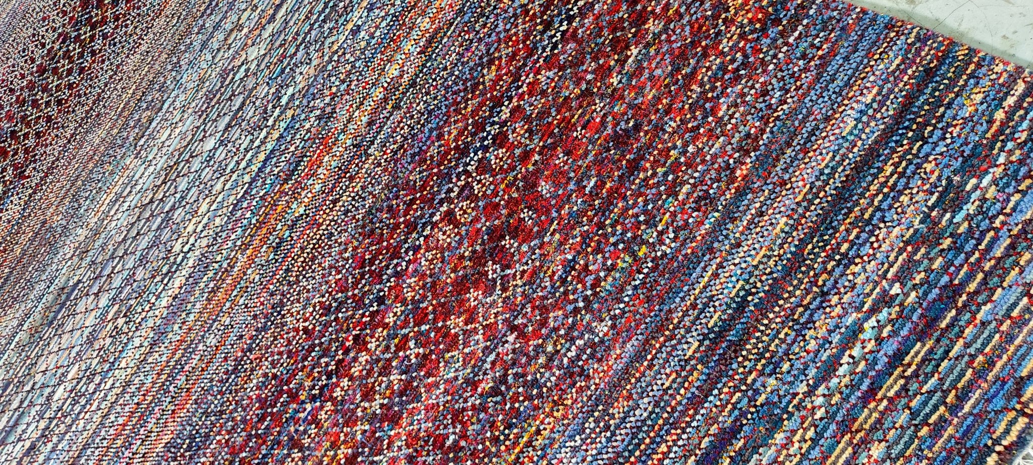 Lizzo 8.3x10.3 Hand Knotted Multi Color | Banana Manor Rug Factory Outlet