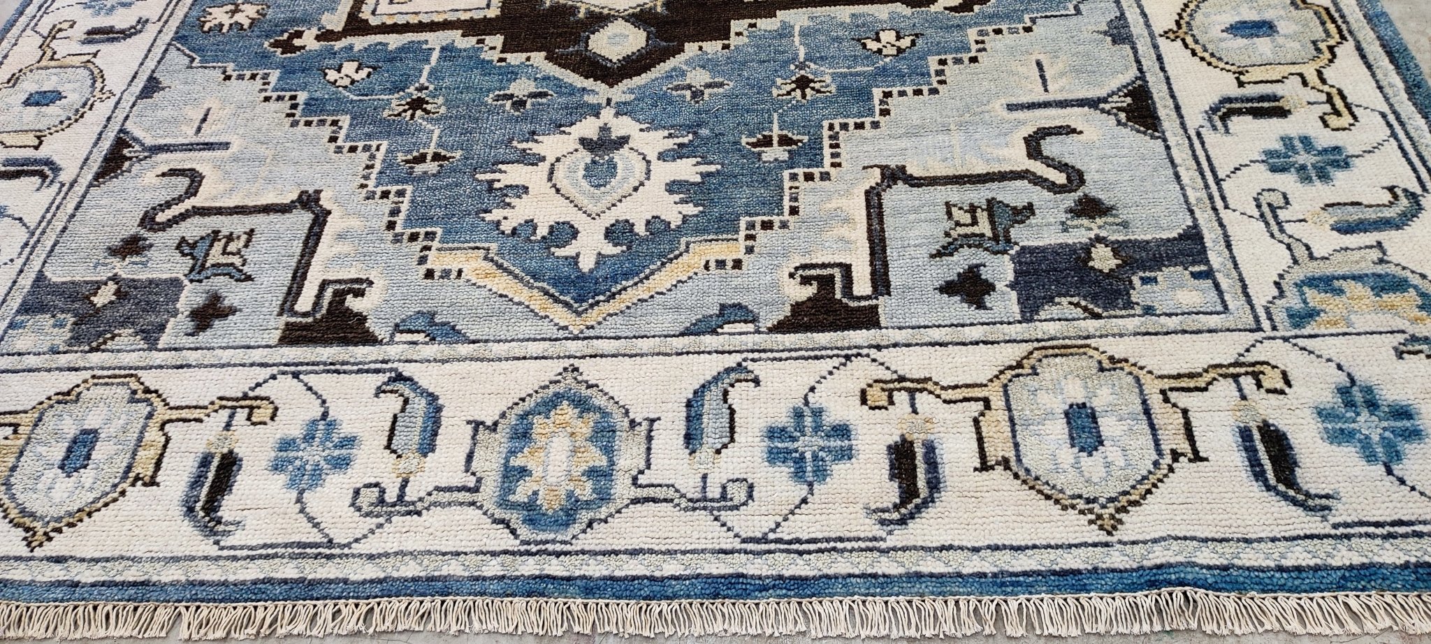 Lonni Paul Blue and Ivory Hand-Knotted Oriental Rug 8x10 | Banana Manor Rug Company