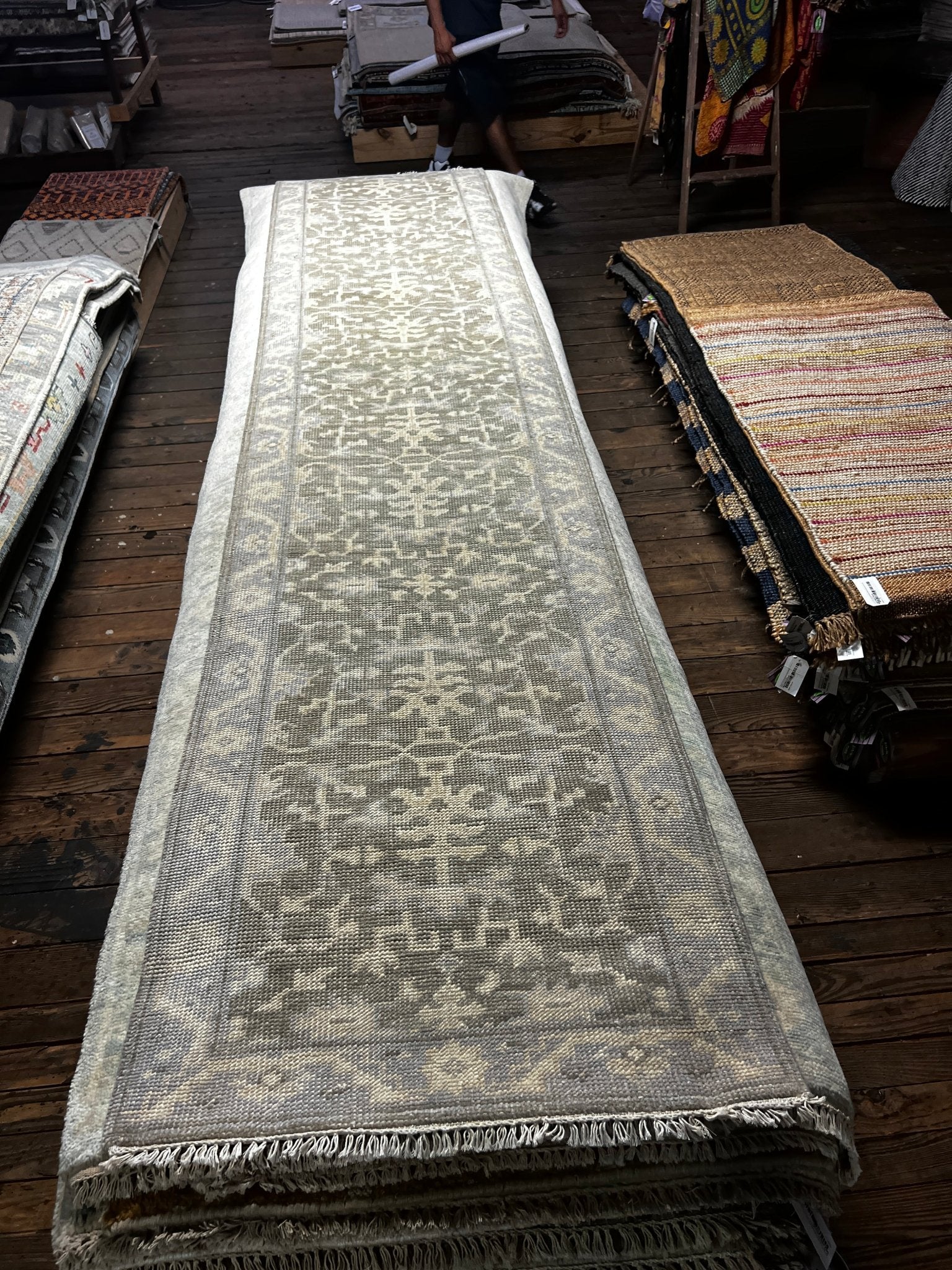 Lucia 2.6x11.9 Hand-Knotted Grey & Silver Turkish Oushak | Banana Manor Rug Factory Outlet