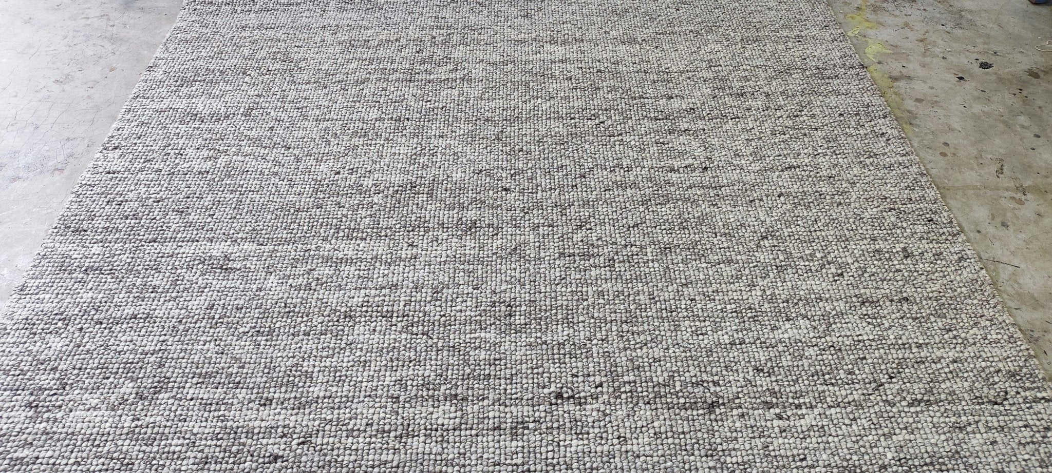 Lukas Mattson 6.6x9.6 Handwoven Wool Durrie Natural/Grey Textured | Banana Manor Rug Factory Outlet