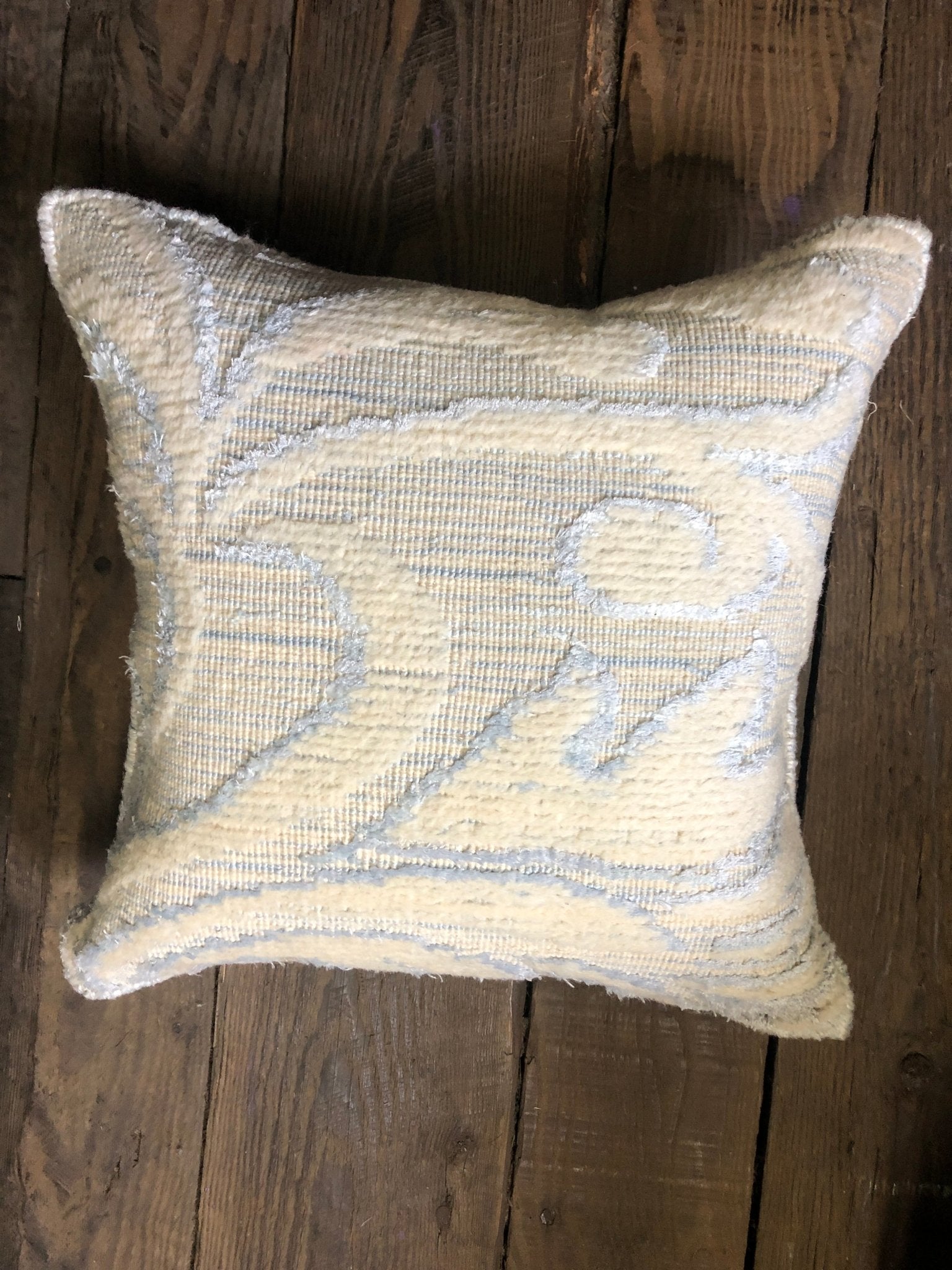 Lura White and Blue Hand-Knotted Pillow | Banana Manor Rug Company