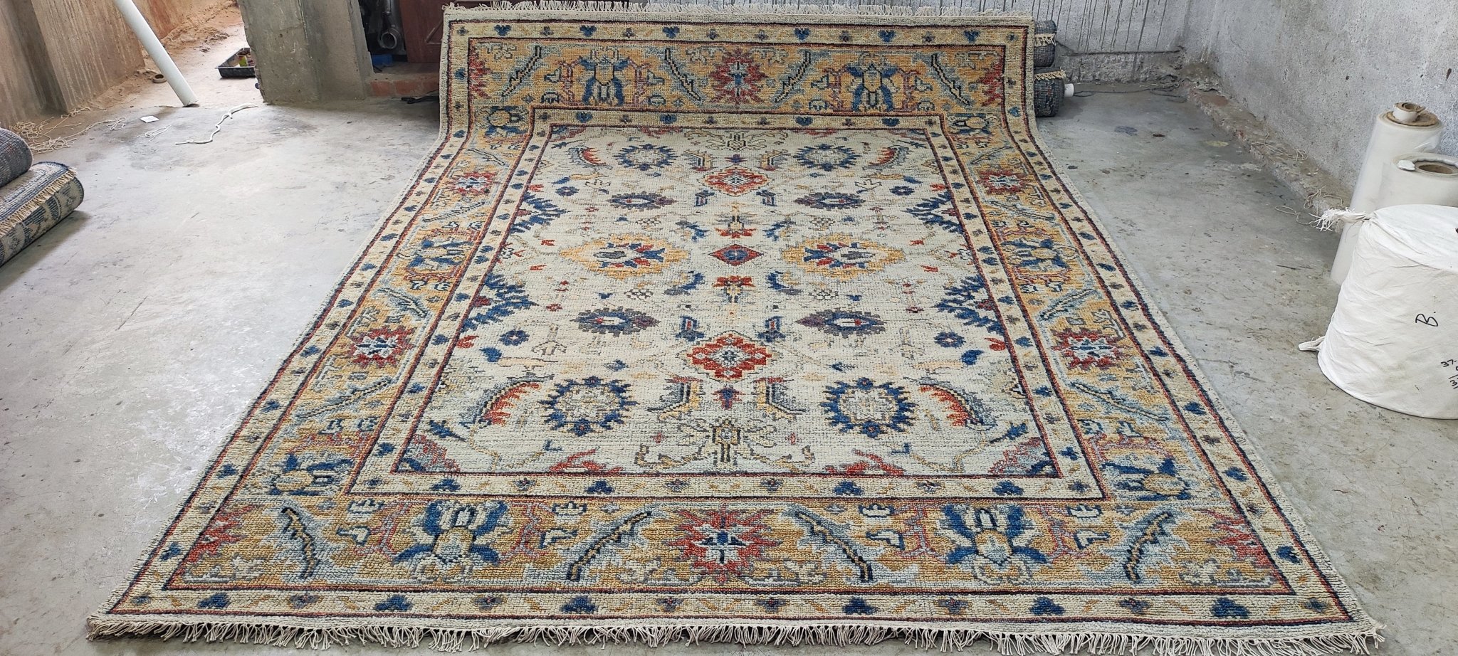 Lynda Murray Grey and Tan Hand-Knotted Oushak Rug 8x10 | Banana Manor Rug Company