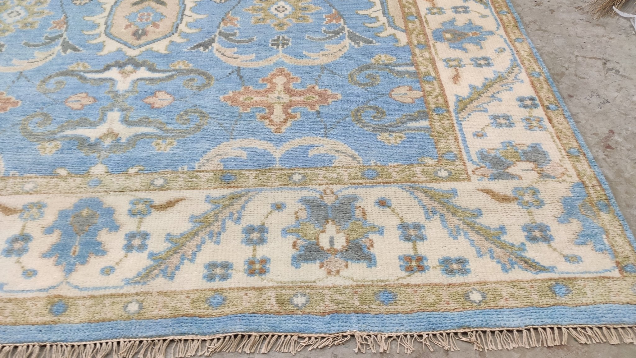 Makayla 8x10 Blue and White Hand-Knotted Oushak Rug | Banana Manor Rug Company