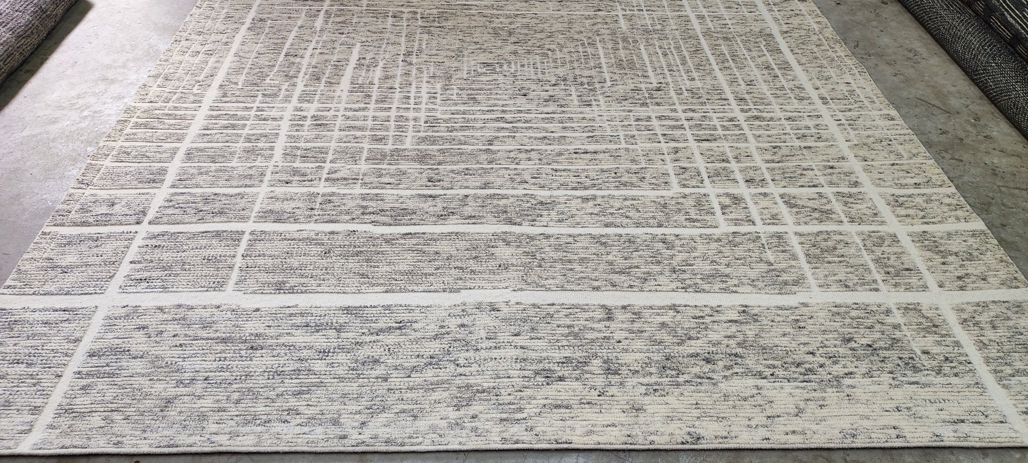 Manning 8.3x9.9 Hand-Knotted Natural Cut Pile | Banana Manor Rug Factory Outlet