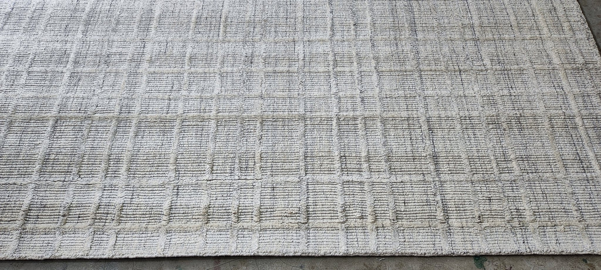 Marc 8.3x11.6 Hand-Knotted Grey & Silver Modern | Banana Manor Rug Factory Outlet