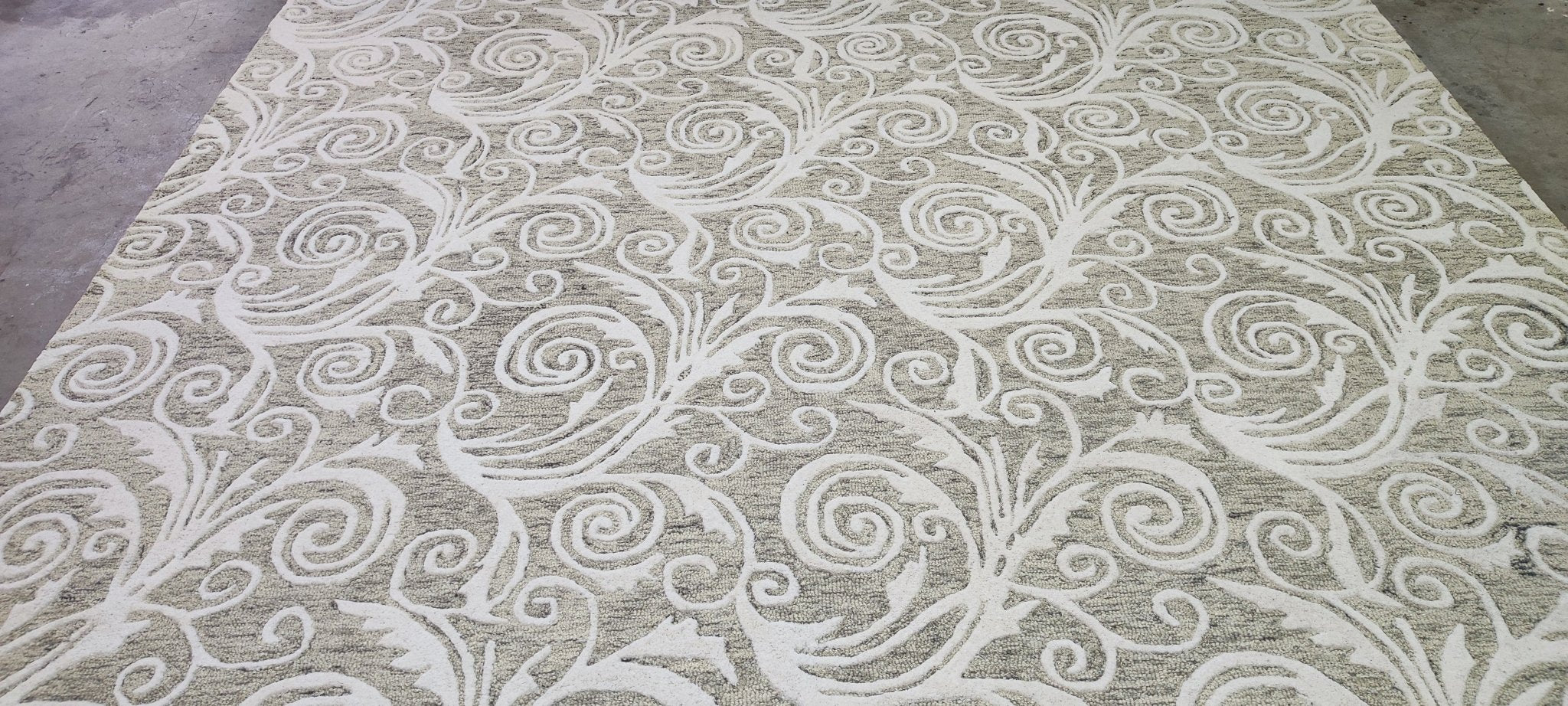 Marcia Hand-Tufted Wool Natural Olive Floral (Multiple Sizes) | Banana Manor Rug Factory Outlet