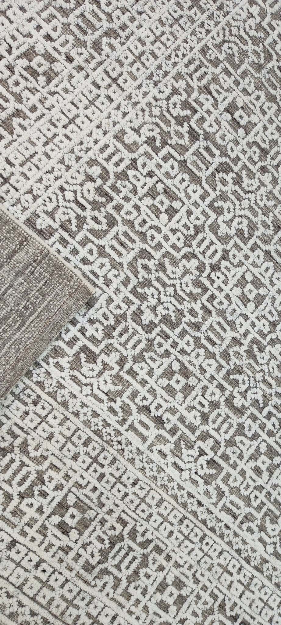 Marco 8.3x10 Hand-Knotted Ivory & Grey Cut Pile | Banana Manor Rug Factory Outlet