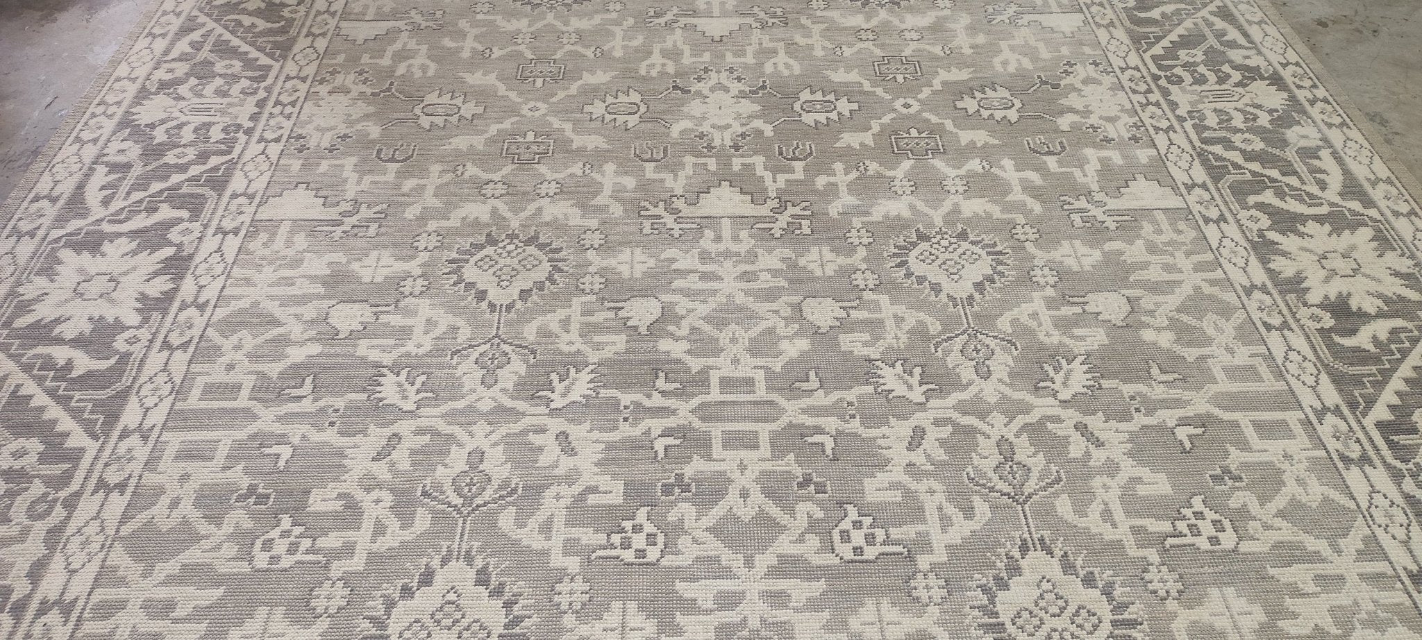 Margaret Trudeau 10x13.9 Silver and Grey Hand-Knotted Oushak Rug | Banana Manor Rug Company