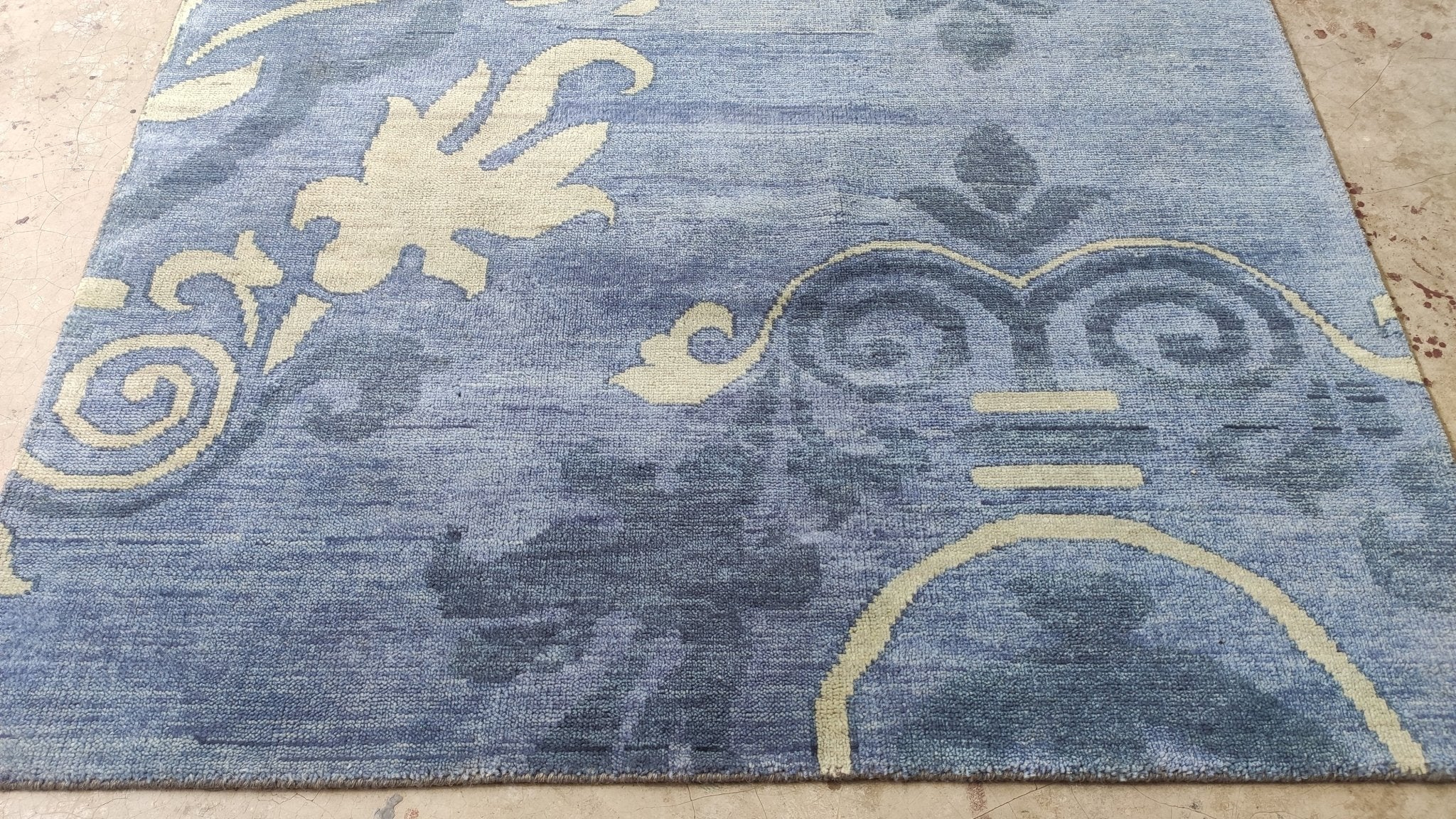 Martha 5x7.9 Blue Hand-Knotted Modern Rug | Banana Manor Rug Company