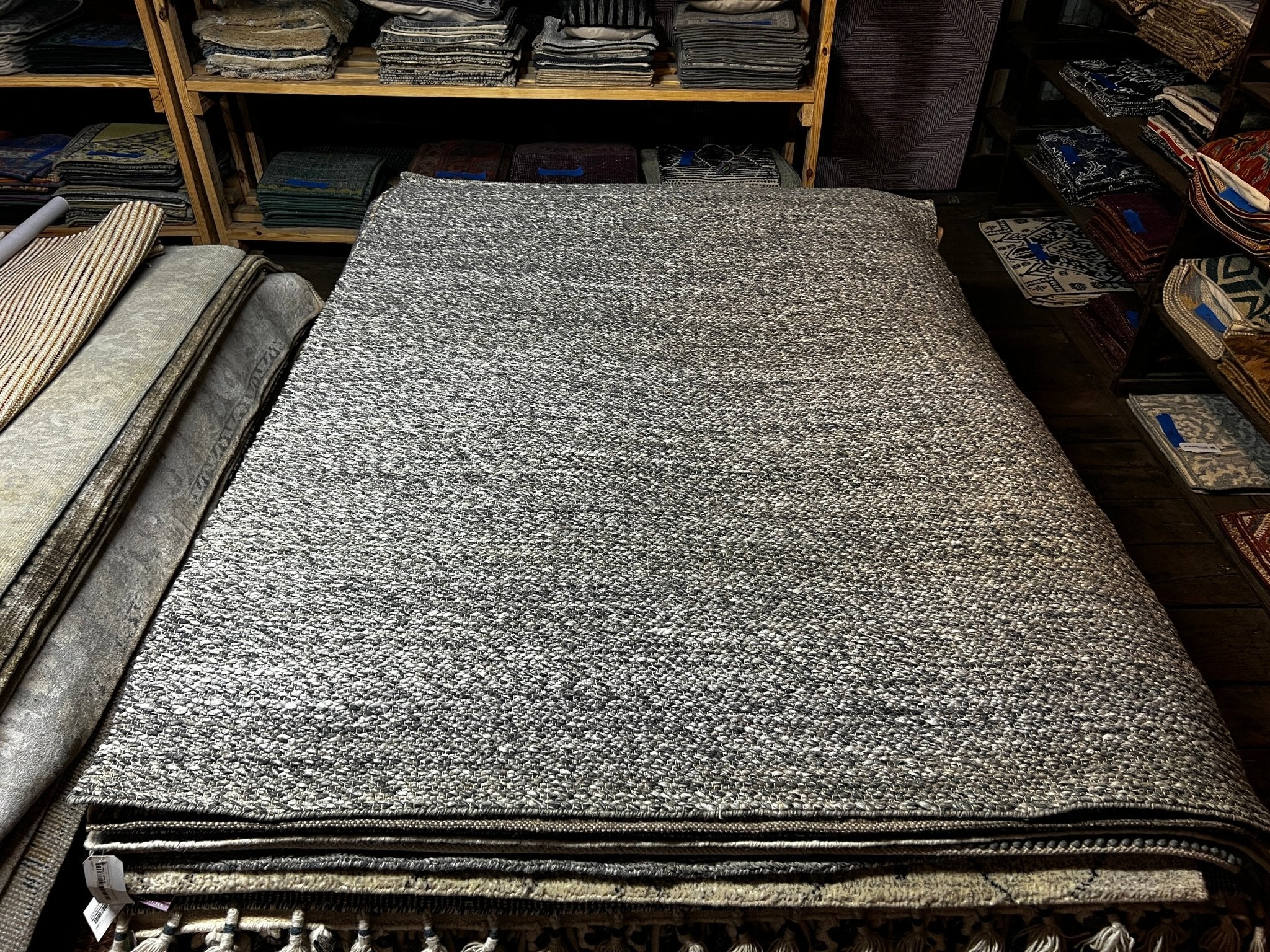 Maurizio 5.6x7.3 Handwoven Wool Textured Durrie | Banana Manor Rug Factory Outlet