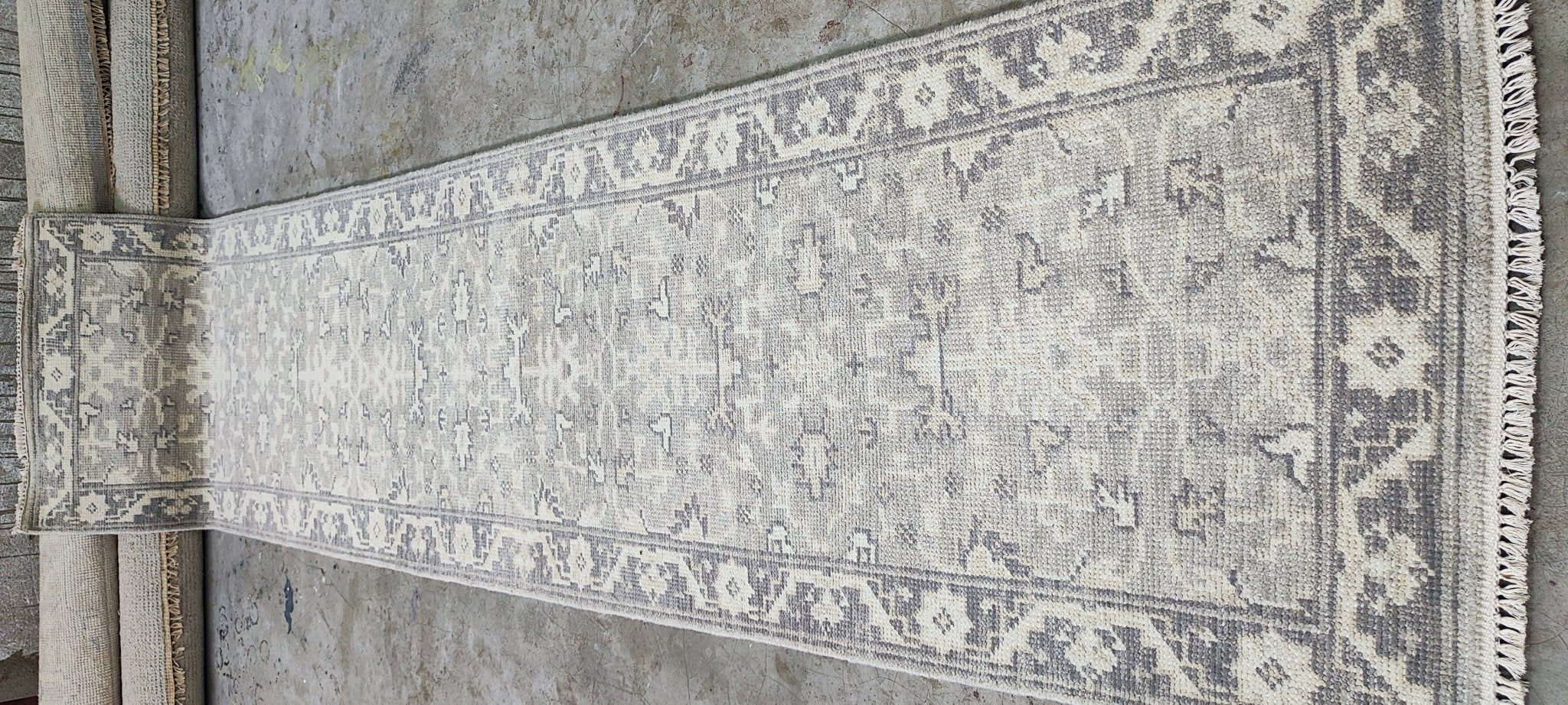 Mazur 2.6x7.9 Hand Knotted Grey & Silver Turkish Oushak | Banana Manor Rug Factory Outlet