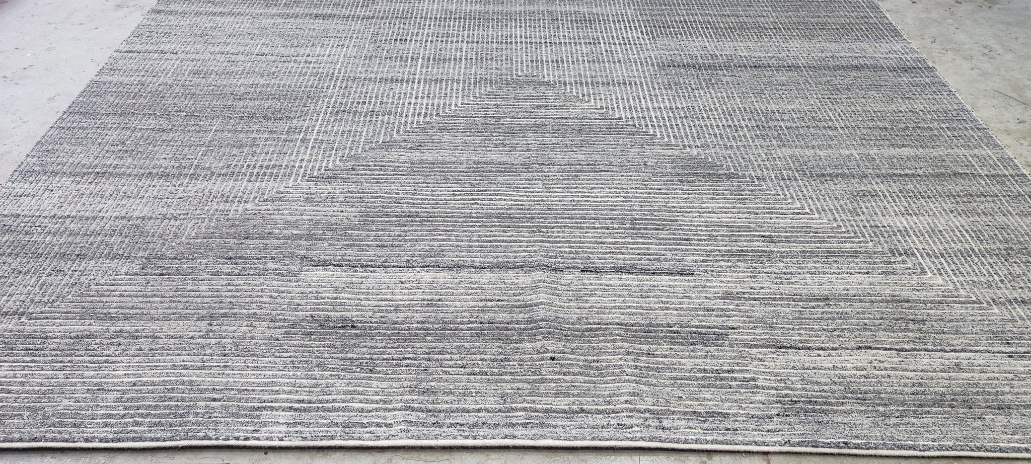 Mel Ferrer 10x13.9 Hand-Knotted Grey & Ivory Modern | Banana Manor Rug Factory Outlet