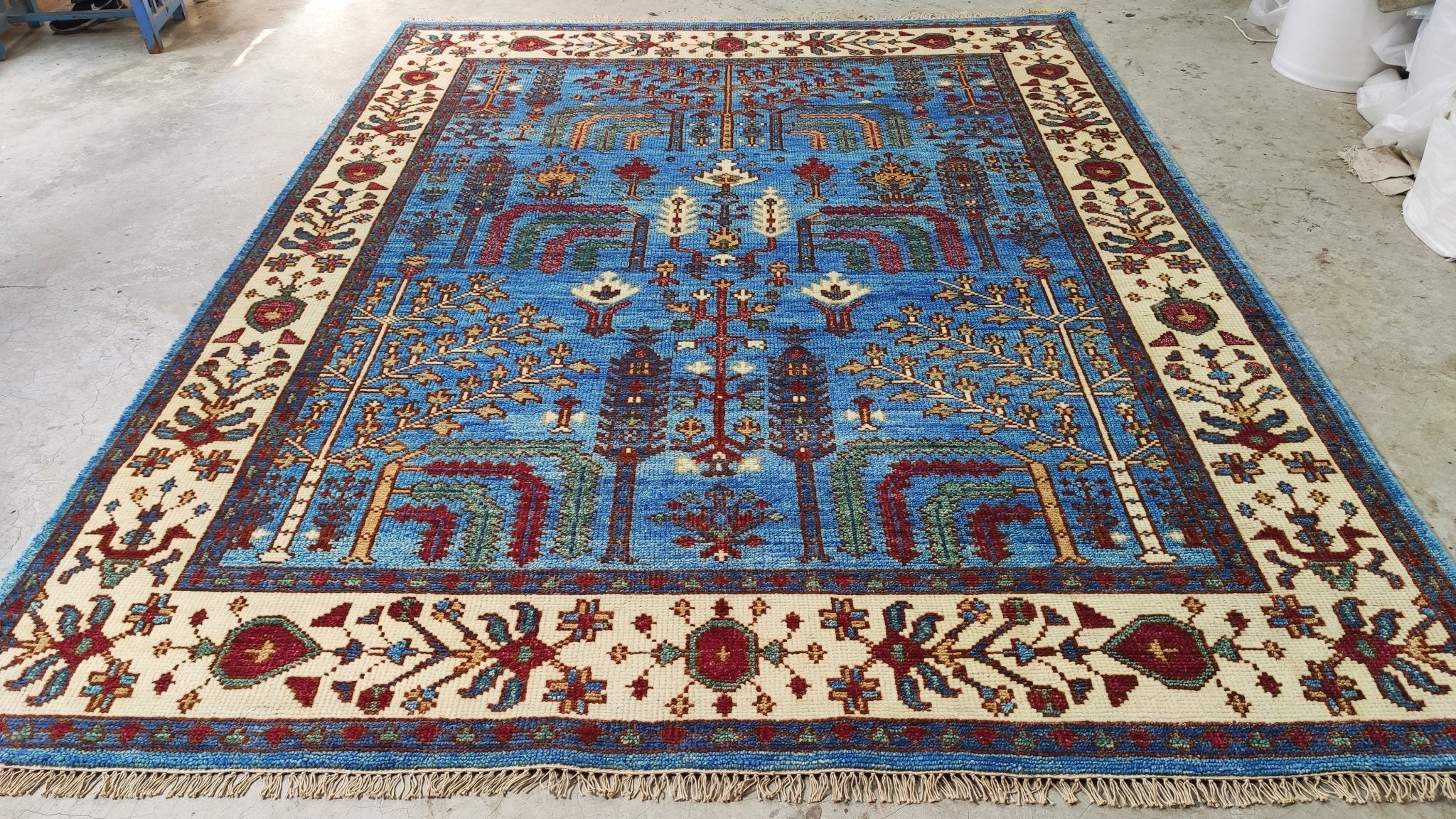 Melody 8x10 Blue and Ivory Hand-Knotted Oushak Rug | Banana Manor Rug Company