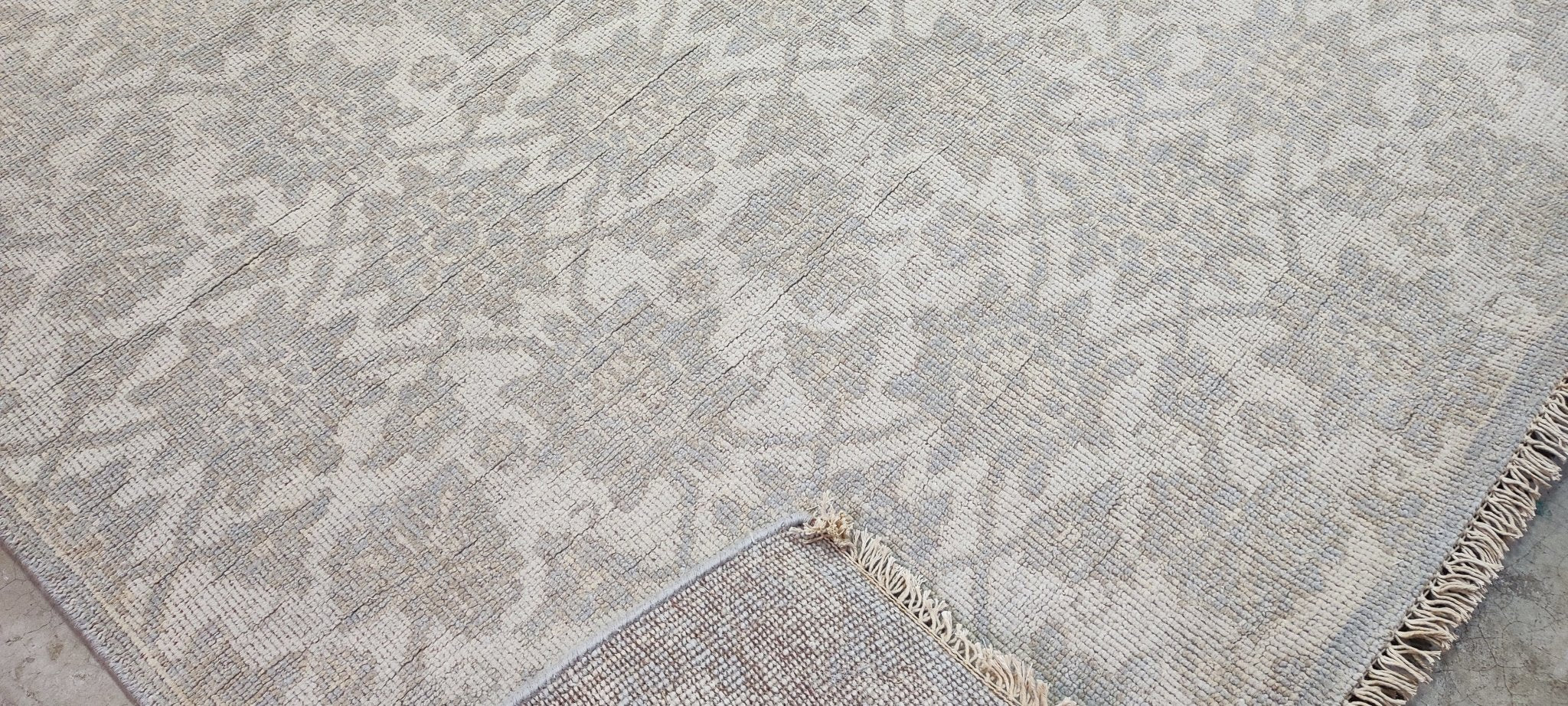 Michelle Nussbaumer Silver and Grey Hand-Knotted Oushak Rug 5x7 | Banana Manor Rug Company