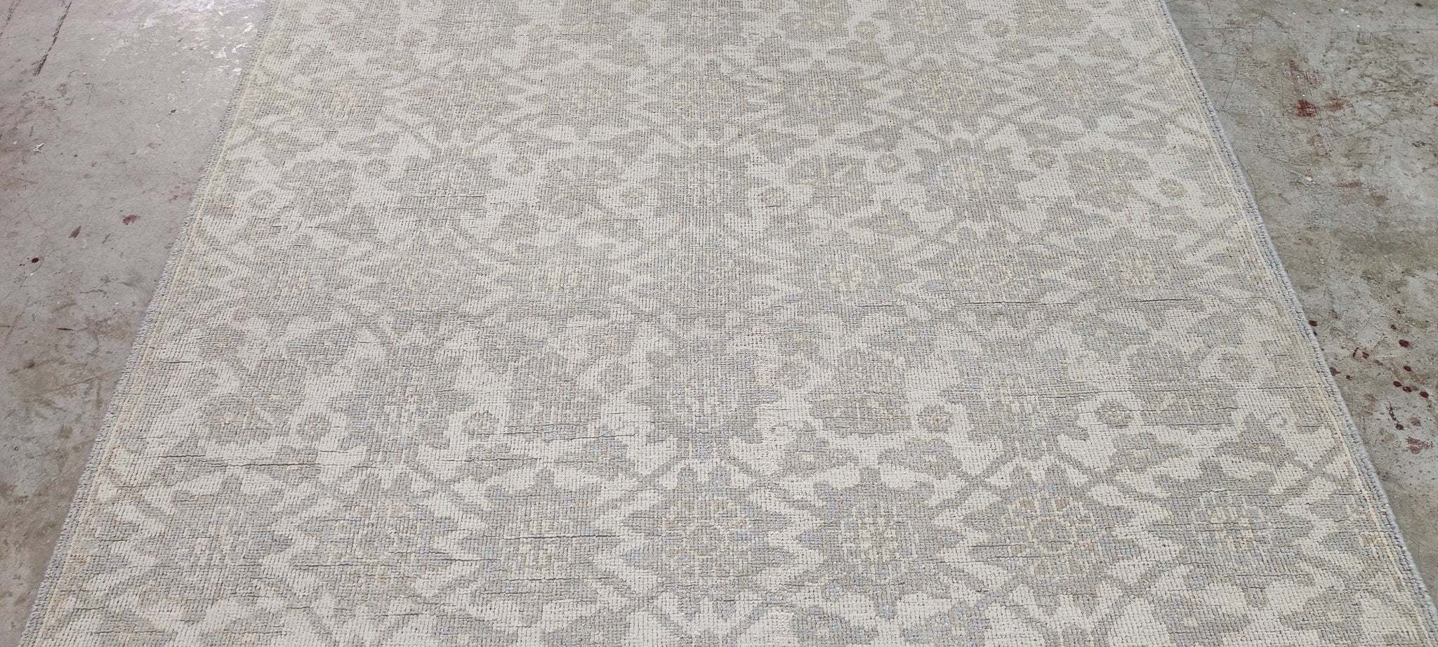 Michelle Nussbaumer Silver and Grey Hand-Knotted Oushak Rug 5x7 | Banana Manor Rug Company