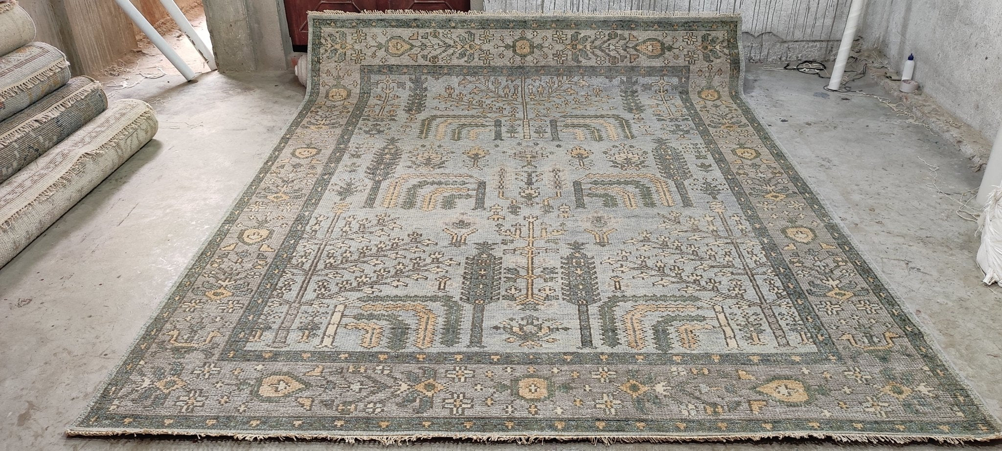 Michelle Ruben Grey and Tan Hand-Knotted Oushak Rug 8x10 | Banana Manor Rug Company