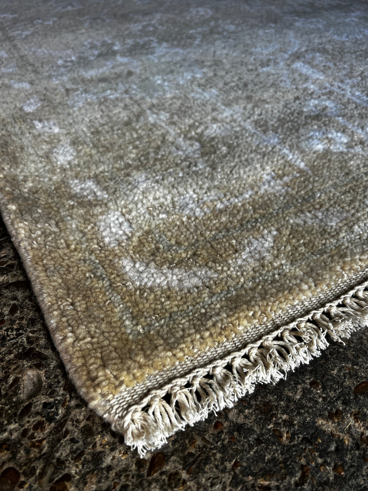 Midori 2.6x12.3 Hand-Knotted Grey Oushak | Banana Manor Rug Factory Outlet