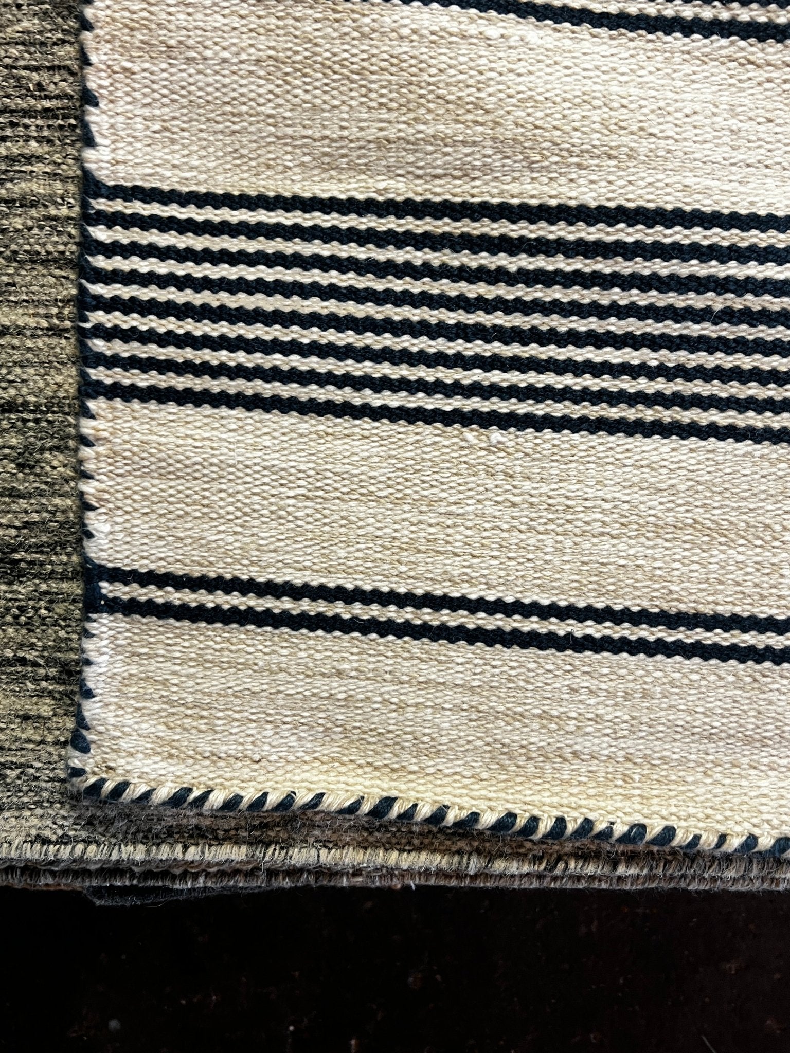 Mildred James 8x11.9 White and Blue Striped Handwoven Durrie Rug | Banana Manor Rug Factory Outlet