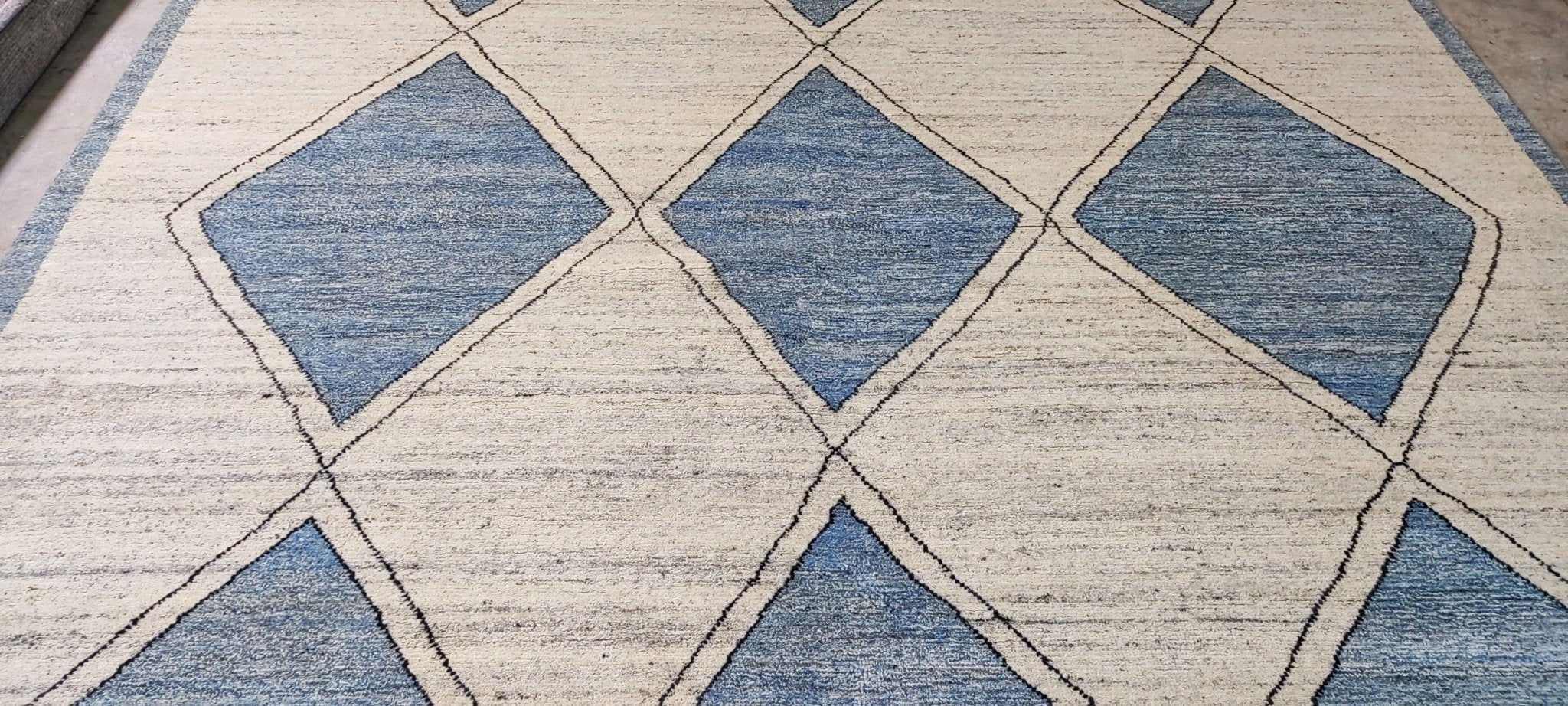 Millian 9.3x11.9 Hand-Knotted Light Blue & Beige Modern | Banana Manor Rug Factory Outlet