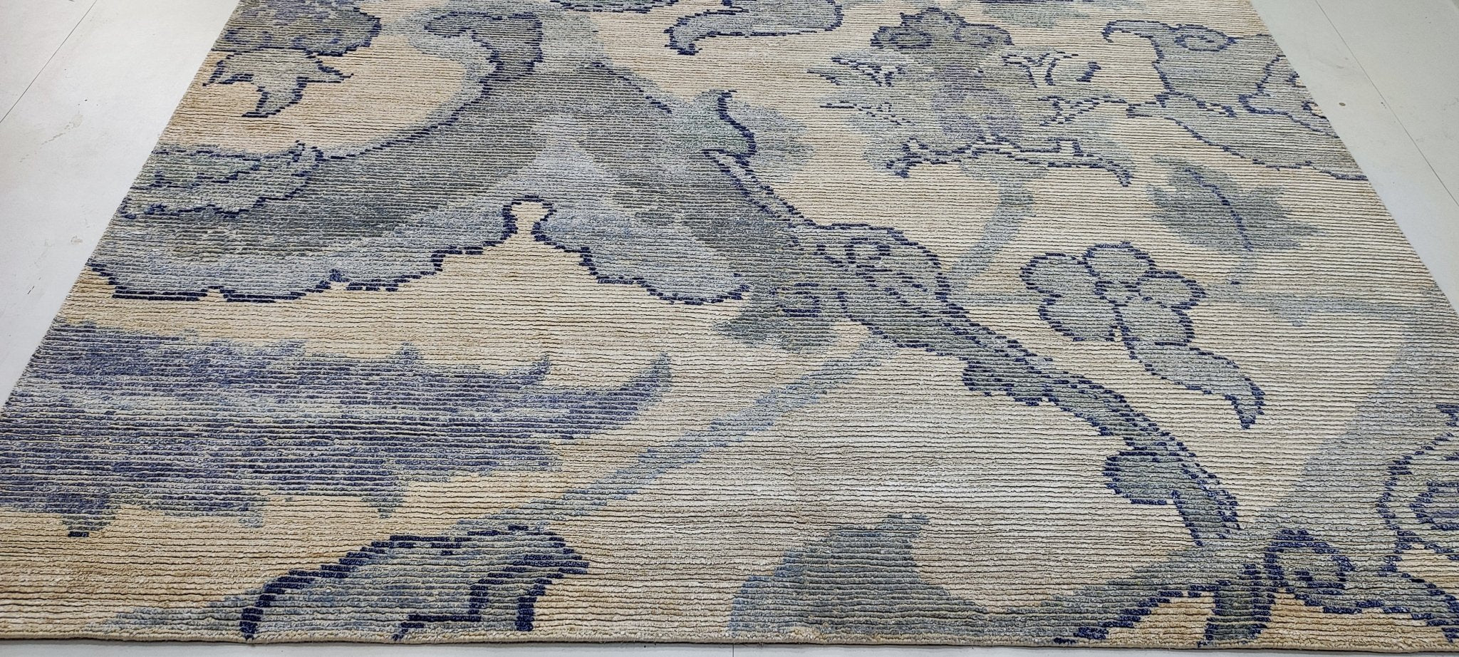 Millie 8x10 Hand-Knotted Tan & Blue Floral | Banana Manor Rug Factory Outlet