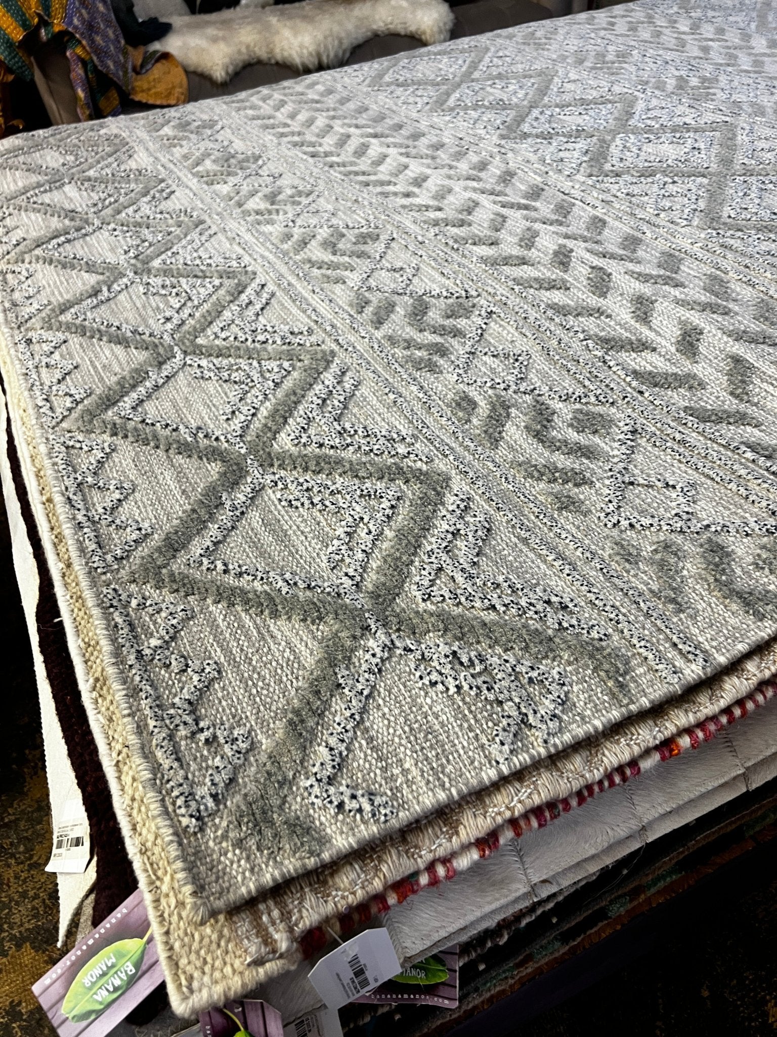 Mister Mao 6x9 Handwoven Silver & Grey High Low | Banana Manor Rug Factory Outlet