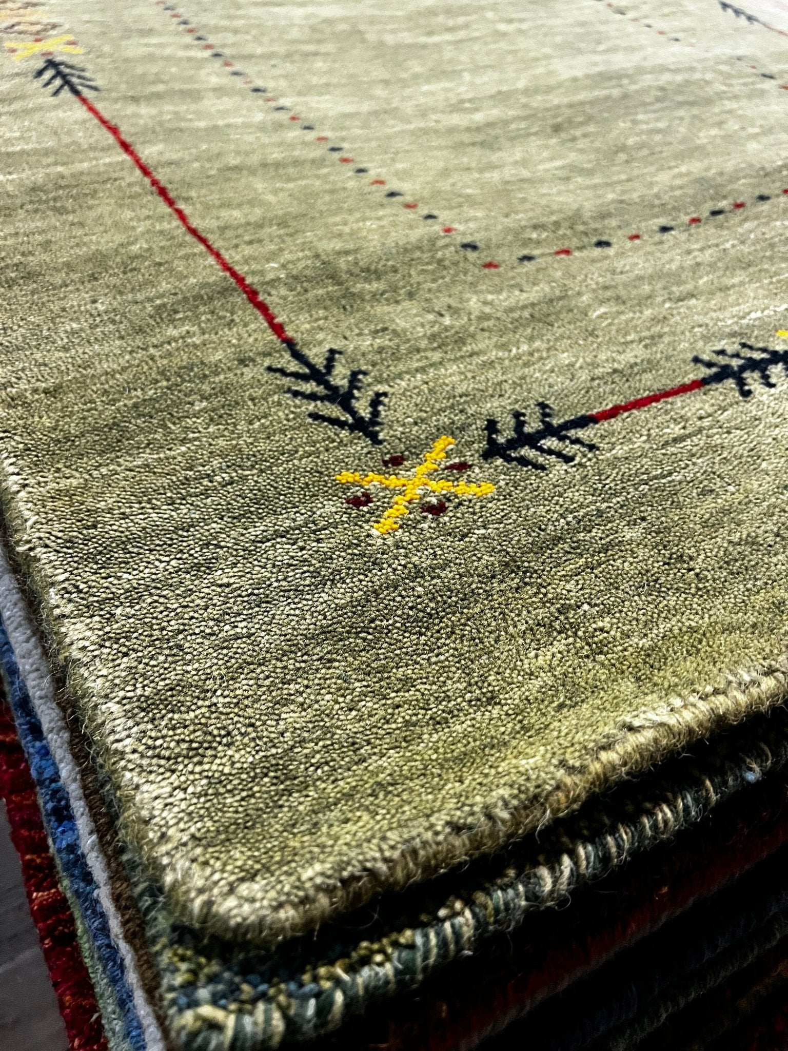 Mojo 3x4.9 Green Handwoven Gabbeh Rug | Banana Manor Rug Factory Outlet