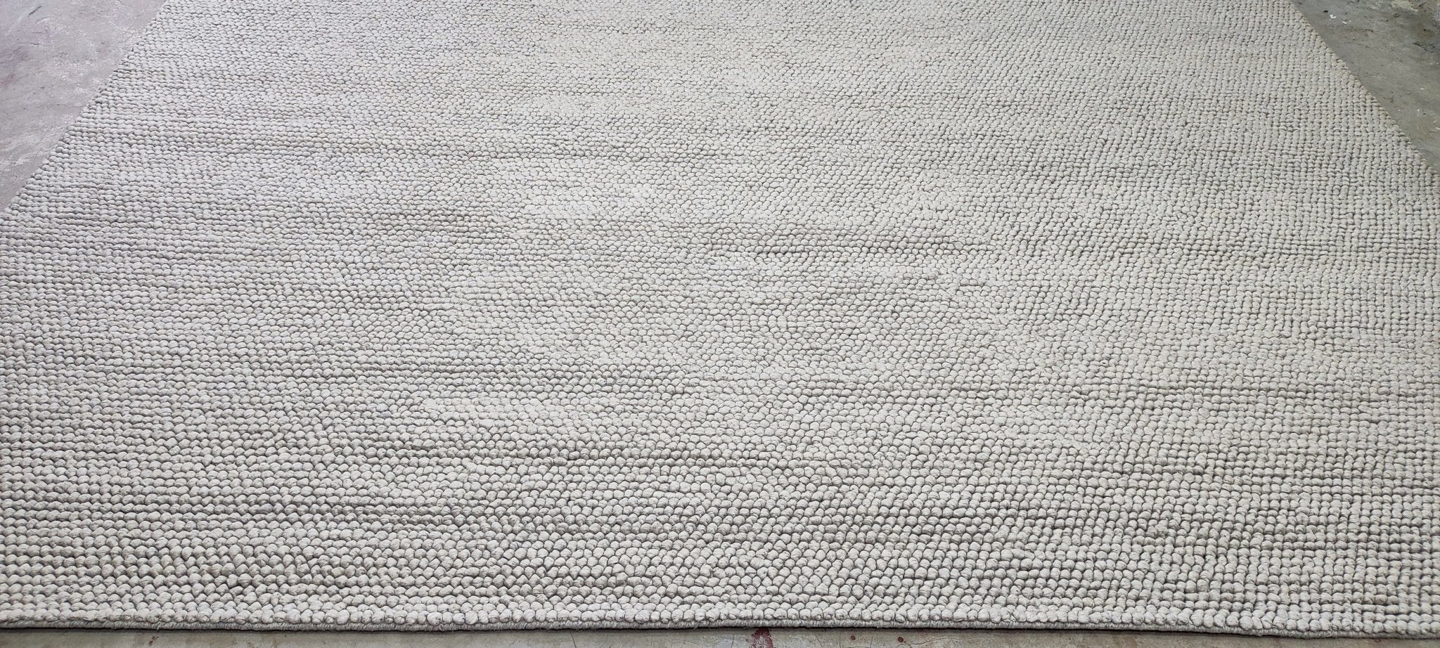 Mrs. Gardner Handwoven Wool Durrie Natural Grey Loop Ball 10x13.3 | Banana Manor Rug Company