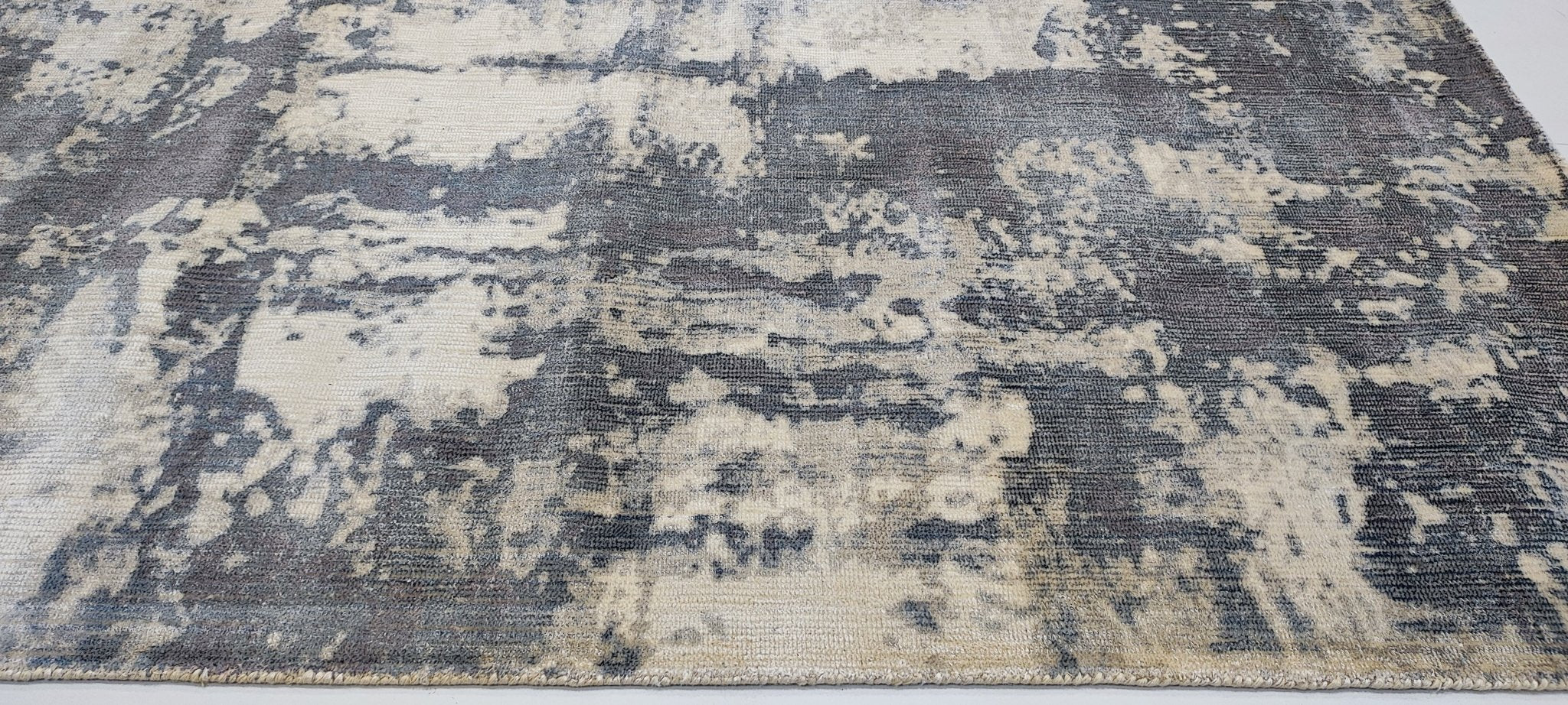 Muses 5.3x7.9 Handwoven Light Blue Printed Viscose | Banana Manor Rug Factory Outlet