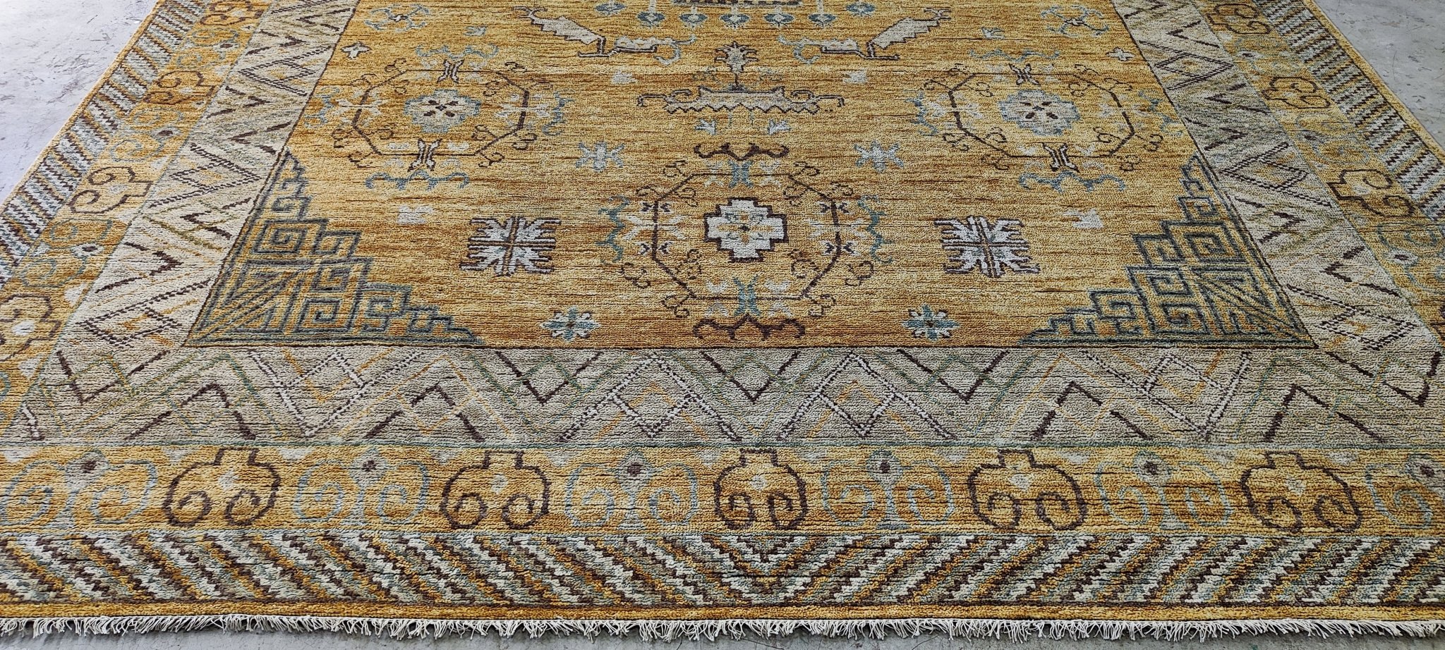 Nadja 10x13.9 Hand-Knotted Gold & Tan Oriental | Banana Manor Rug Factory Outlet