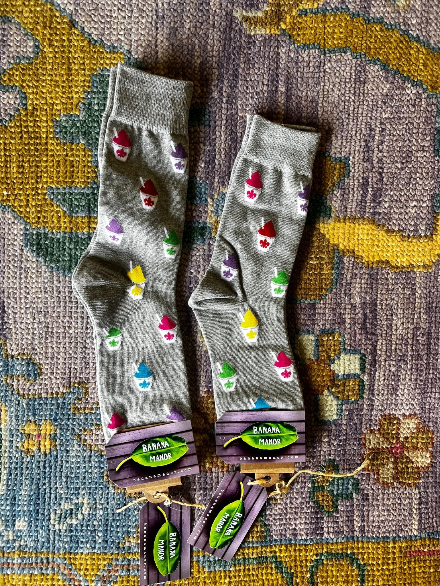 New Orleans Gray Snowball Socks | Banana Manor Rug Company