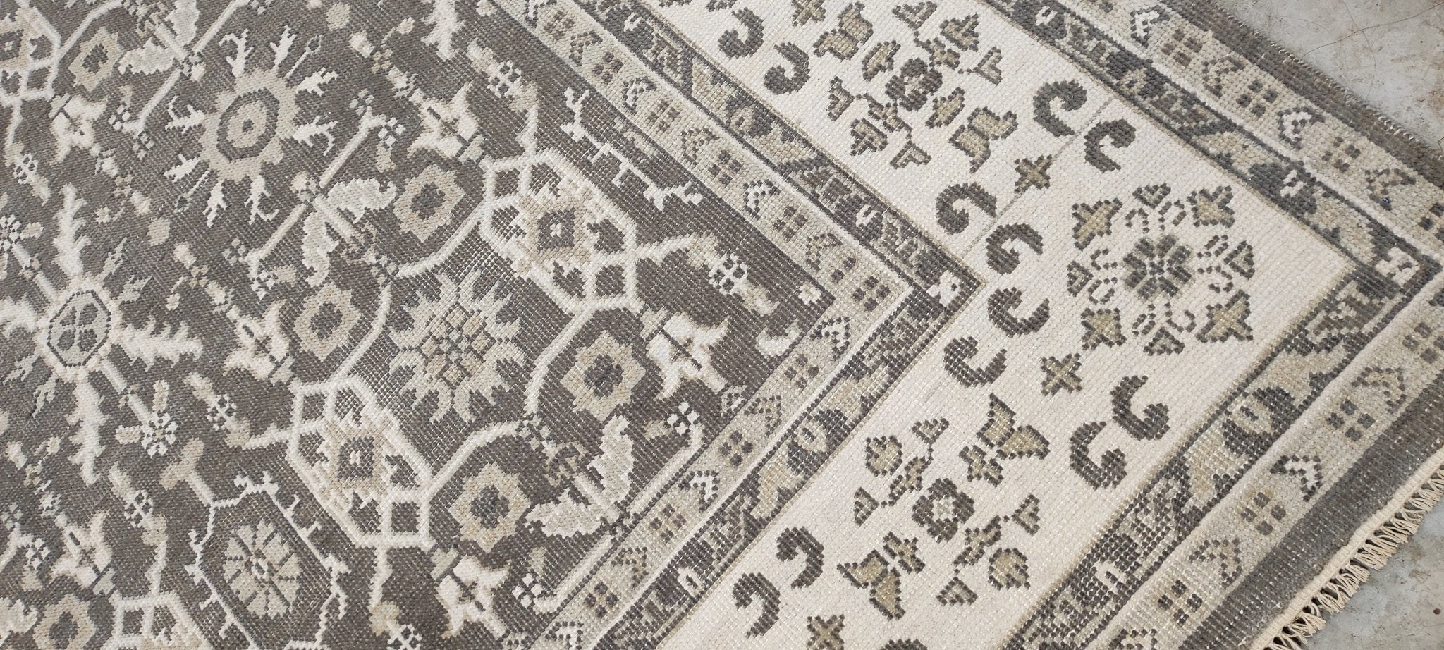 Norma Kamali 9.9x14 Grey and Ivory Hand-Knotted Oushak Rug | Banana Manor Rug Company