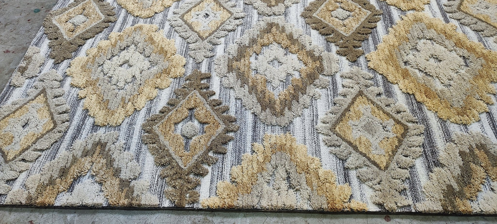 Old Absinthe House 5x7.6 Handwoven Mustard & Grey Loop Cut | Banana Manor Rug Factory Outlet