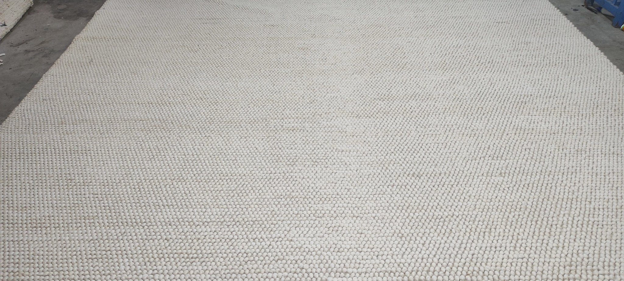 Olympe de Gouges Handwoven Wool Durrie Ivory Loop Ball 10x14 | Banana Manor Rug Company