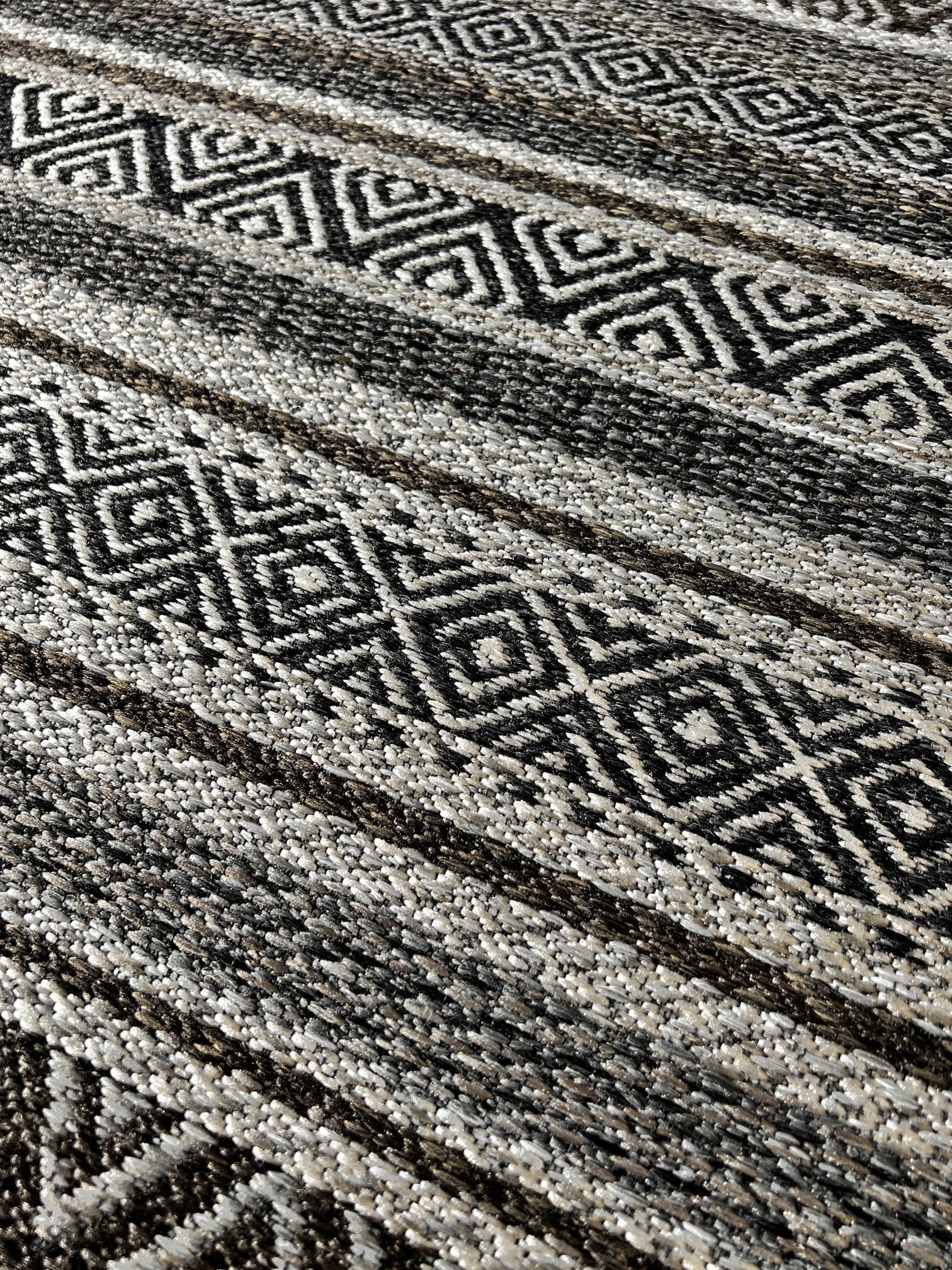 Opportunity Buy-Cobija Naturale 3.11x5.6 Machine Made Outdoor/Indoor Rug | Banana Manor Rug Company