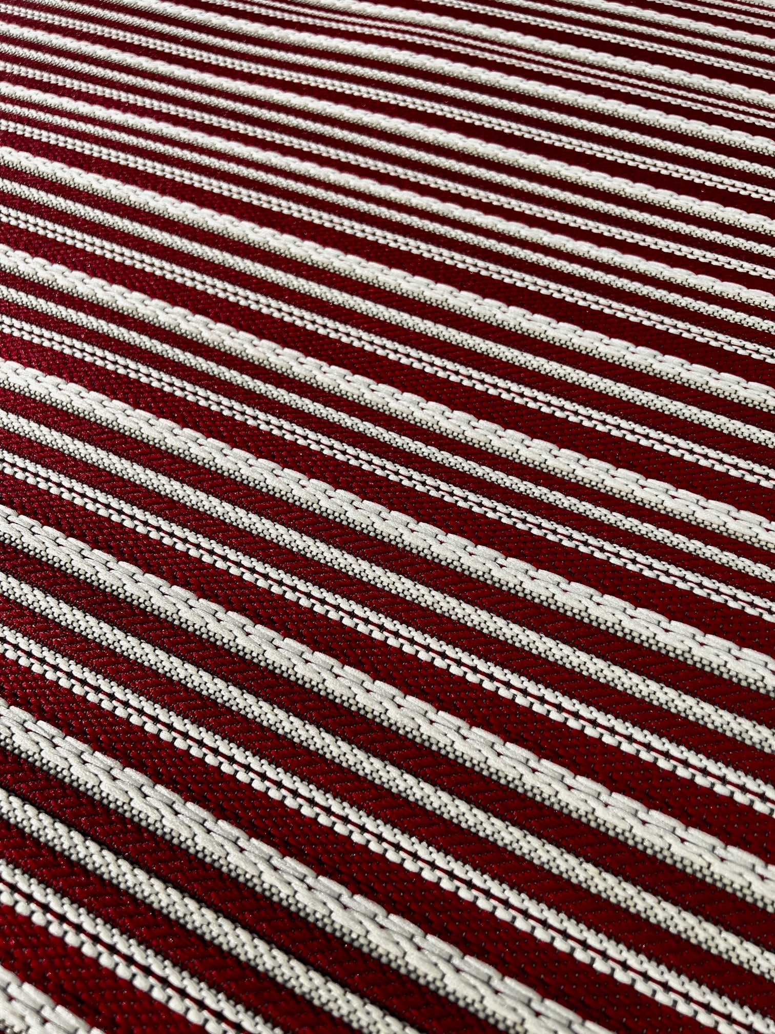 Opportunity Buy-Potomac Red & White 5.3x7.6 Machine Made Outdoor/Indoor Rug | Banana Manor Rug Company