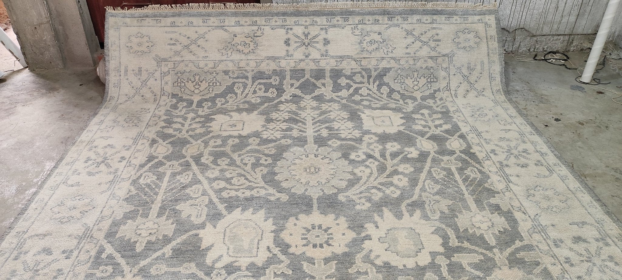 Paloma Contreras Grey and Ivory Hand-Knotted Oushak Rug 8x10 | Banana Manor Rug Company