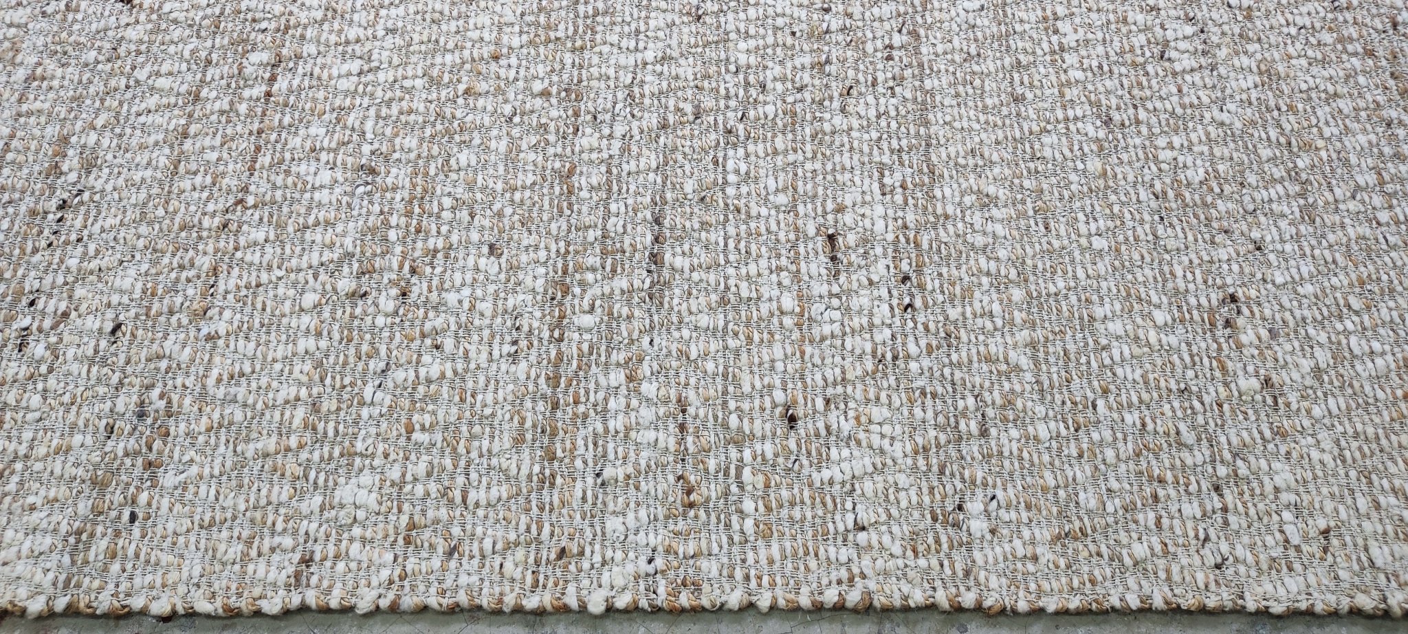 Paola 5.3x8 Handwoven Wool Textured Durrie | Banana Manor Rug Factory Outlet