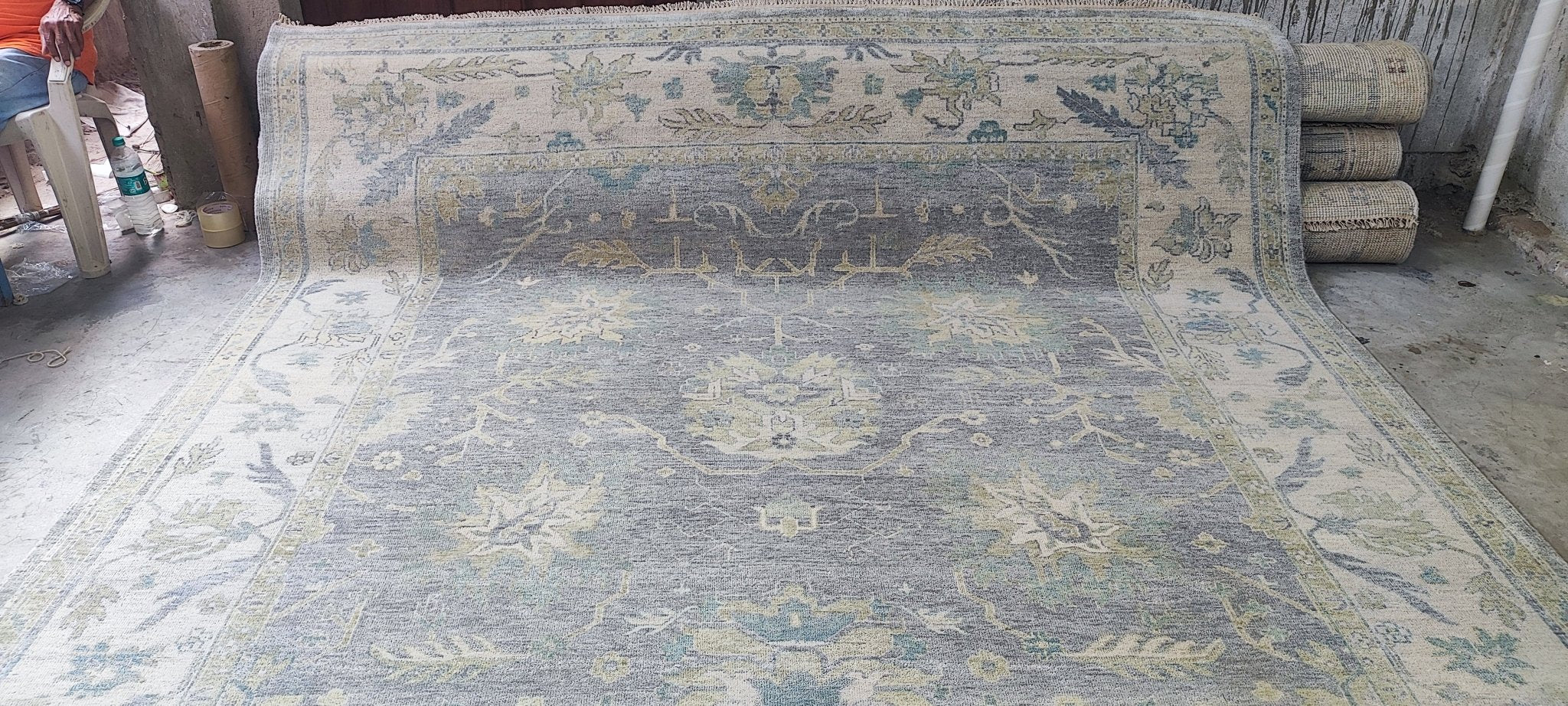 Pasqelina 9.3x11.9 Grey & Beige Oushak | Banana Manor Rug Factory Outlet