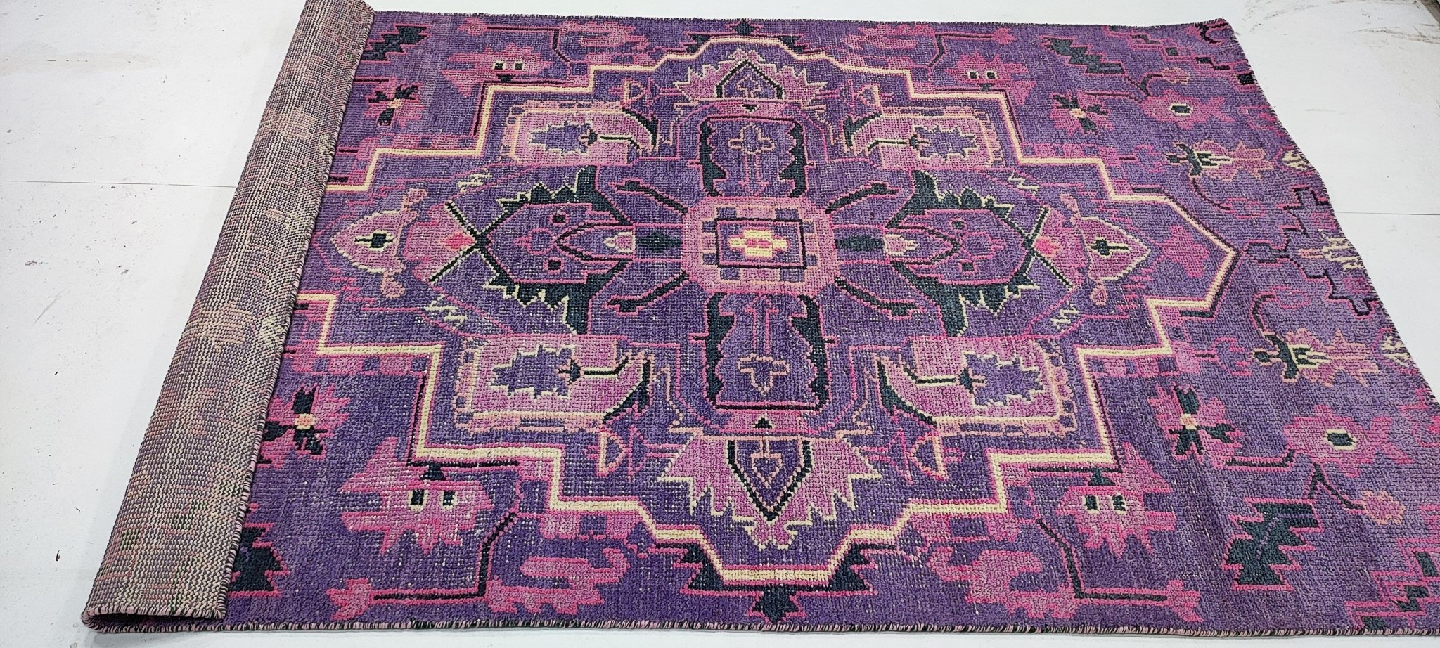 Paul Rudd 5x7.9 Hand-Knotted Purple Heriz | Banana Manor Rug Factory Outlet