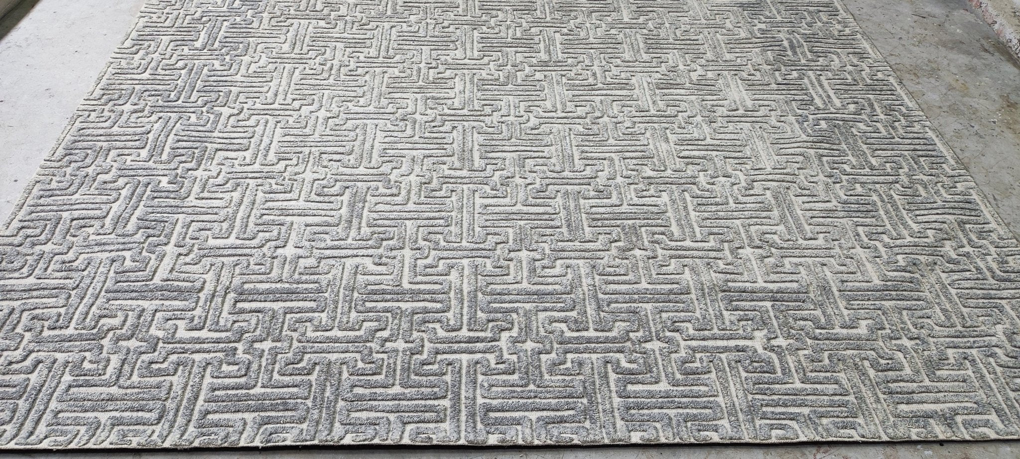 Peter Handwoven Silver & Grey Jacquard Durrie (Multiple Sizes) | Banana Manor Rug Factory Outlet