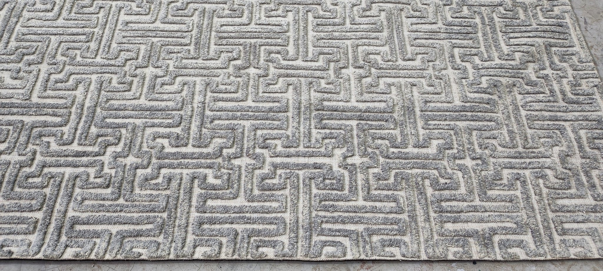 Peter Handwoven Silver & Grey Jacquard Durrie (Multiple Sizes) | Banana Manor Rug Factory Outlet