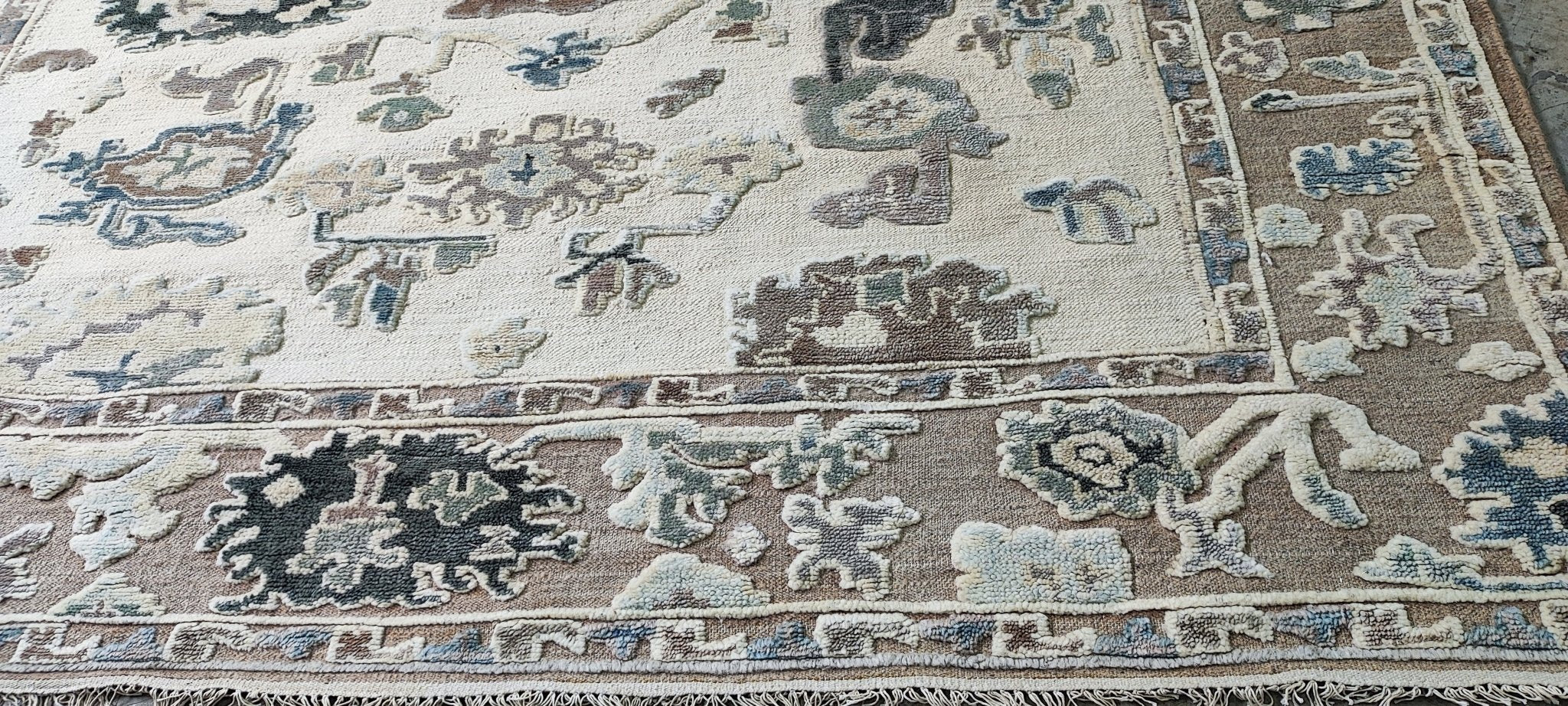 Pippa 8.3x10 Hand Knotted Ivory & Tan Abstract | Banana Manor Rug Factory Outlet