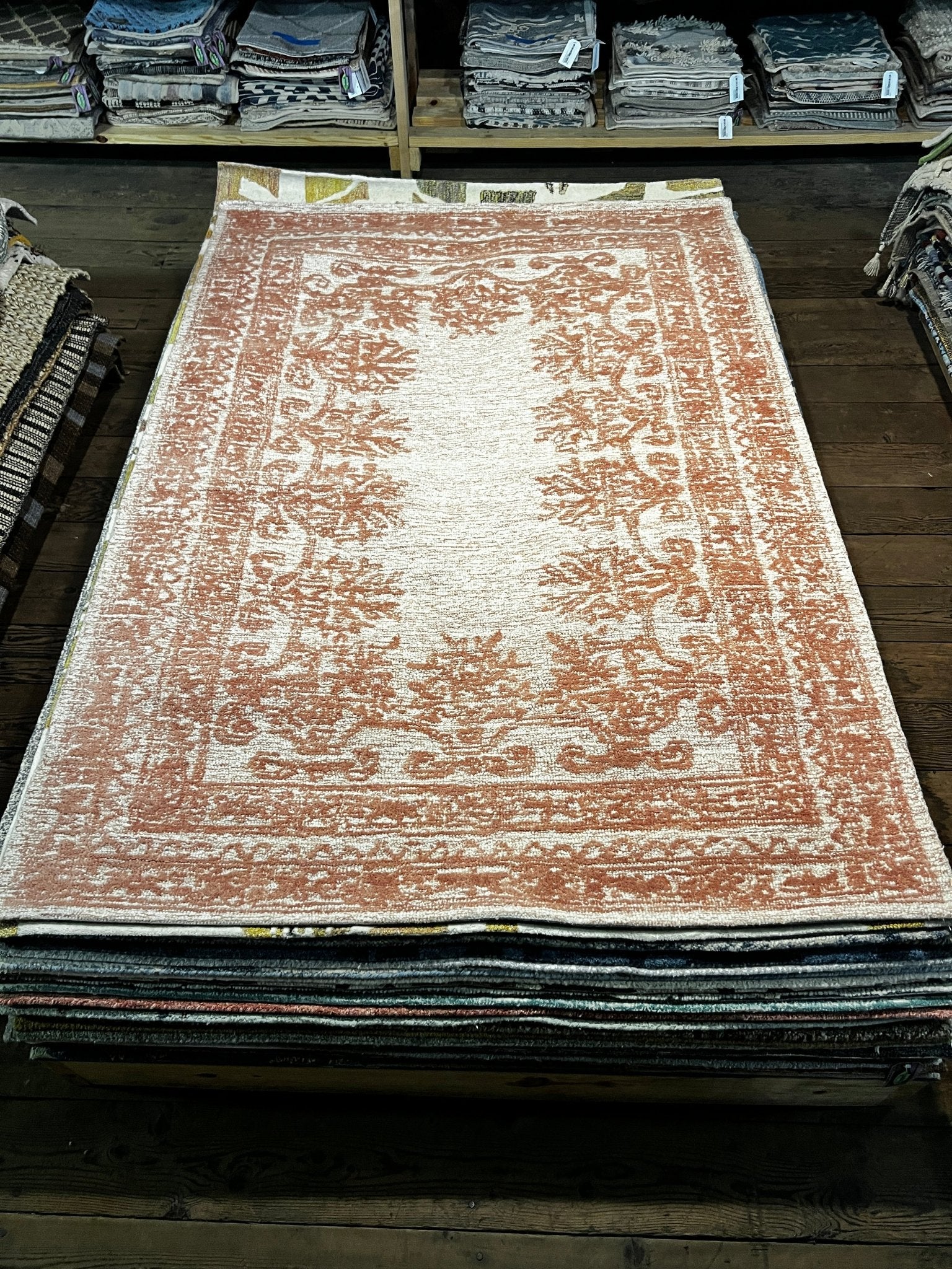 Preservation Hall 5x7.6 Hand-Tufted Rust & Ivory Floral | Banana Manor Rug Factory Outlet