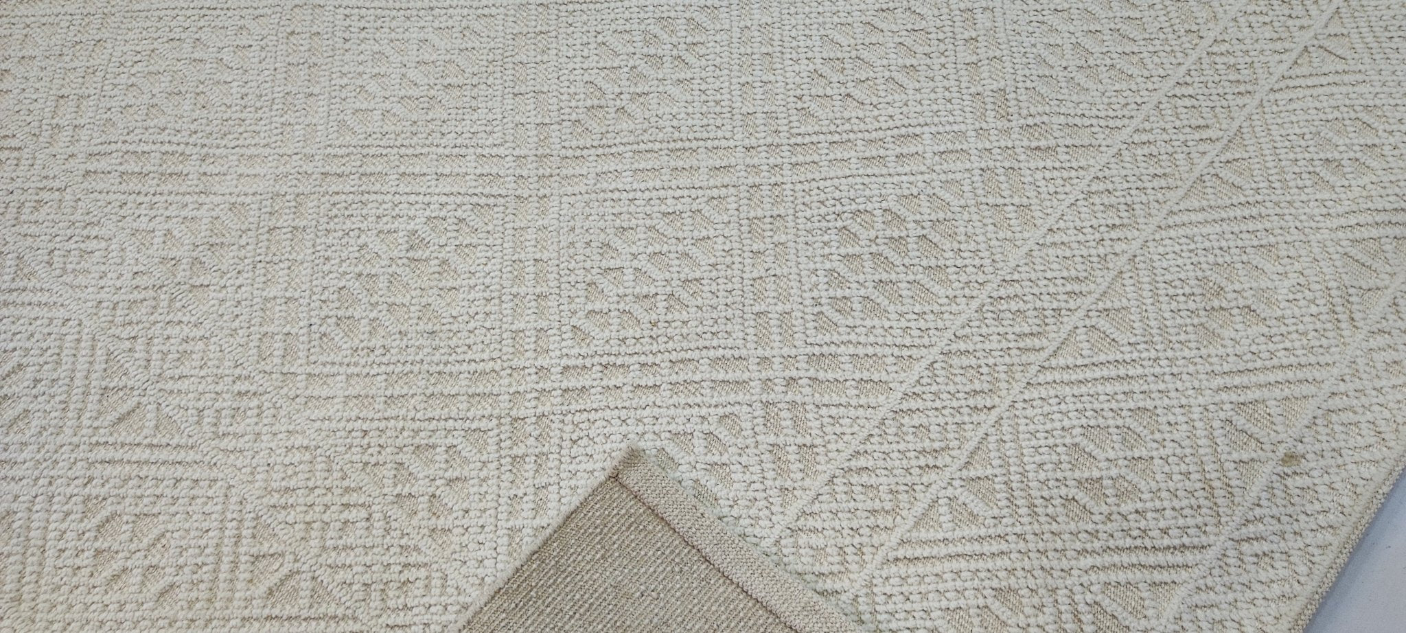 Radcliffe 8x10 Hand-Knotted Ivory High Low | Banana Manor Rug Factory Outlet